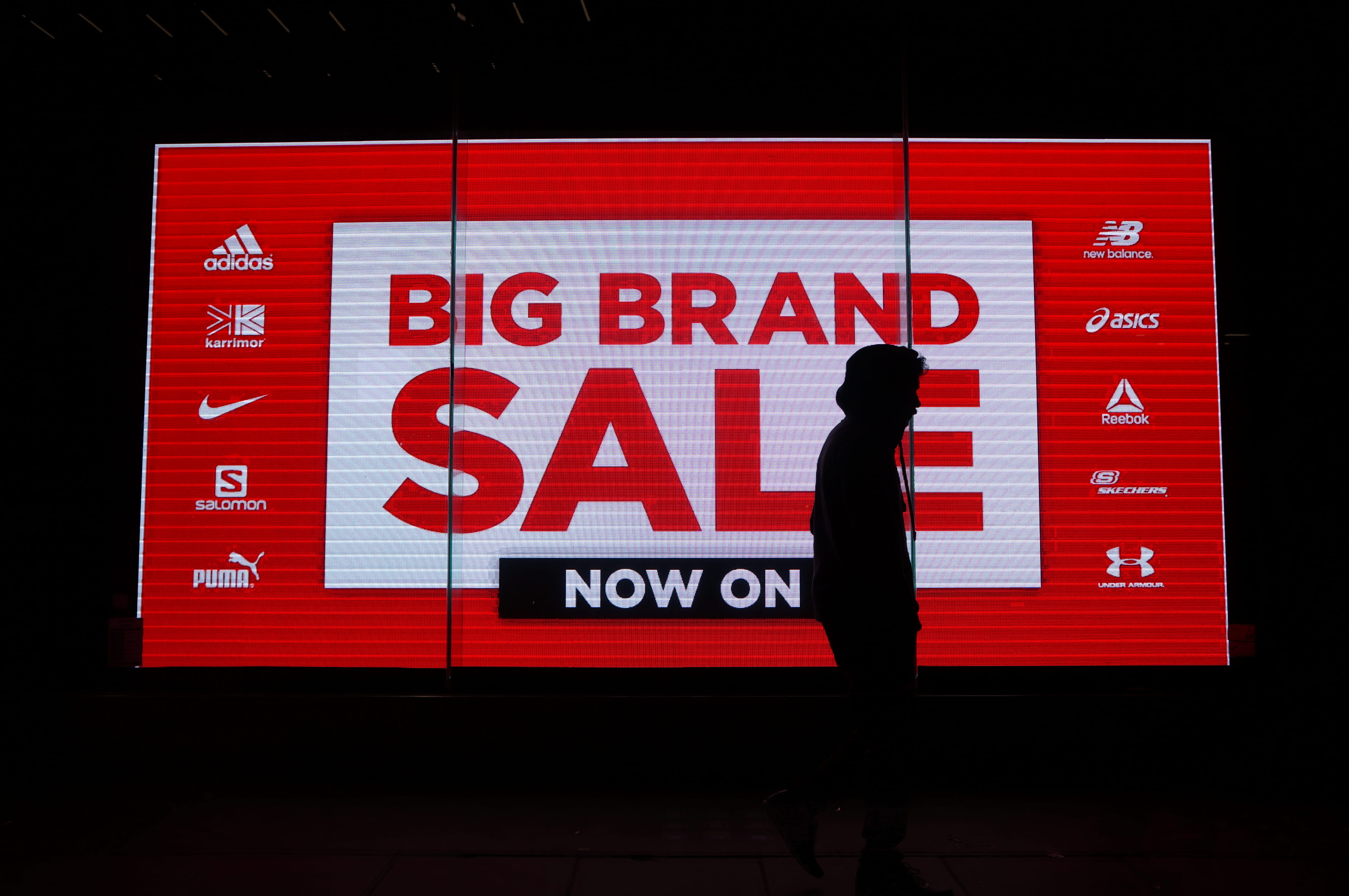 indoors, full length, screen, alphabet, real people, electronics, oxford street, men, one person, message, londres, text, signage, light, sign, neon, western script, HD Wallpaper