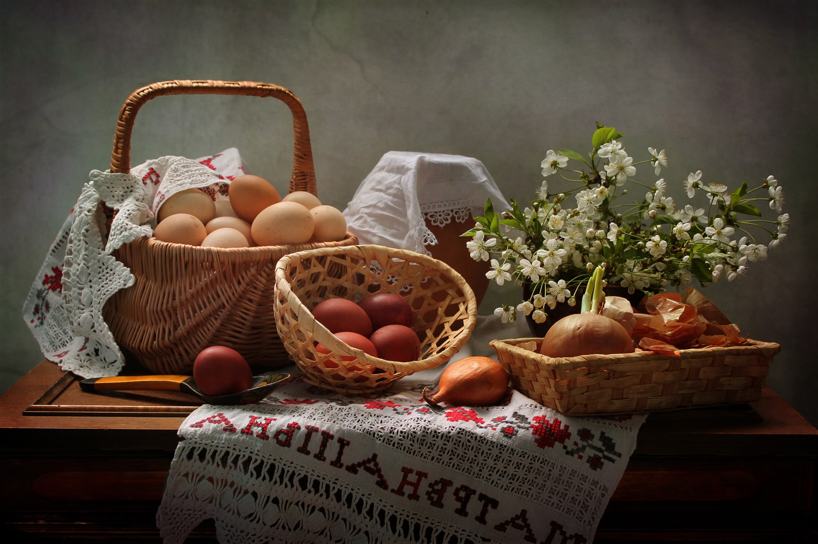 spoon, eggs, table, bow, holiday, 2K, Easter, branches, Kovaleva Svetlana, cherry, swipe, pot, basket, towel, milk, HD Wallpaper