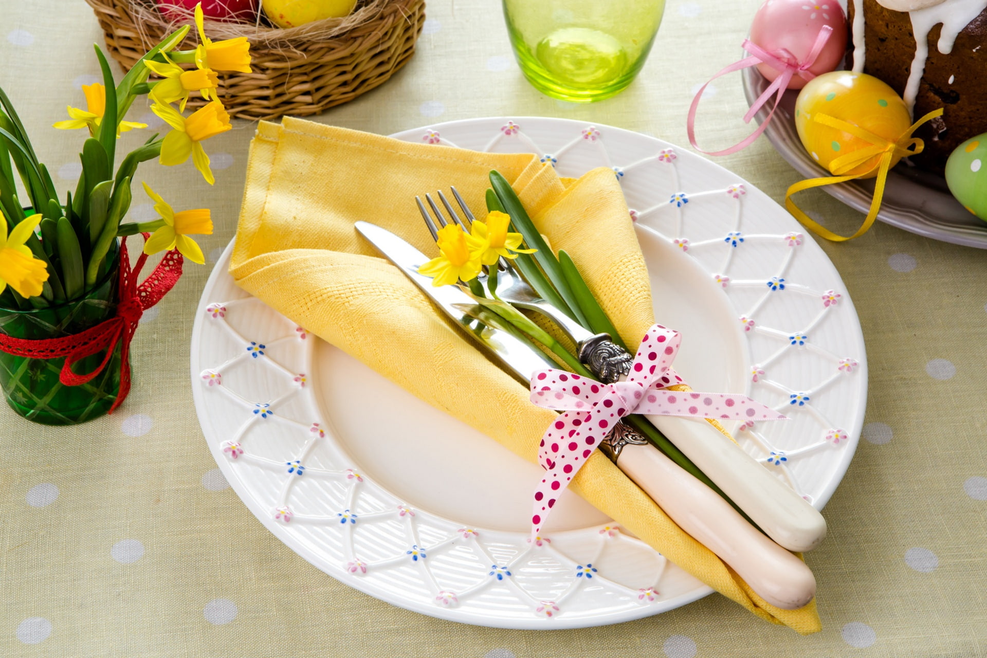 eggs, daffodils, 1080P, serving, Easter, knife, plug, swipe, HD Wallpaper