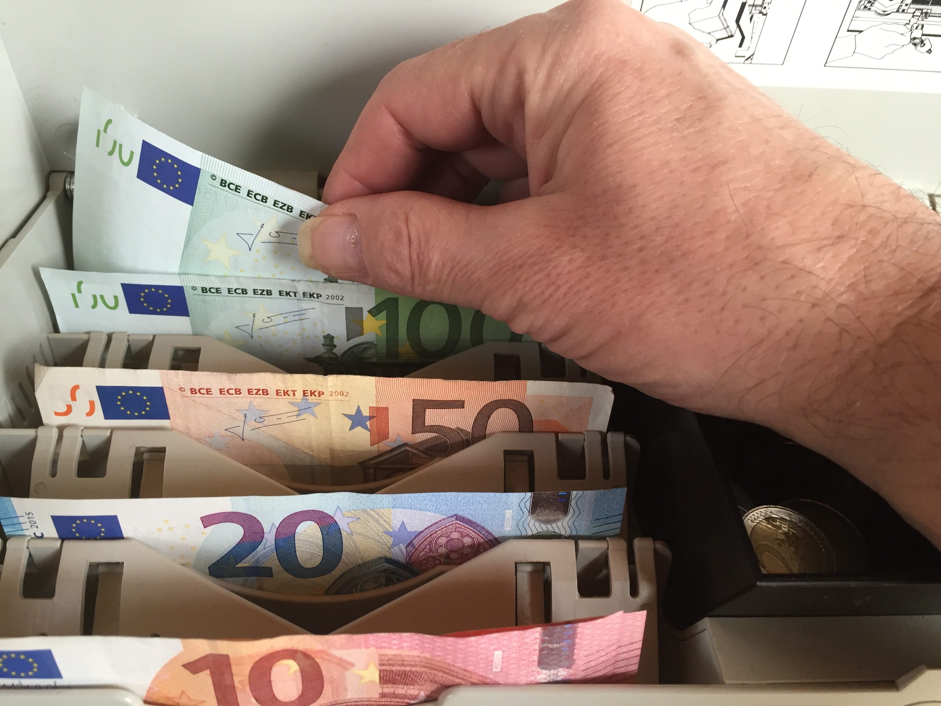 human finger, one person, Checkout, Euro, withdrawal, Bank Note, human body part, supermarket checkout, wealth, bill, hand, unrecognizable person, close-up, HD Wallpaper