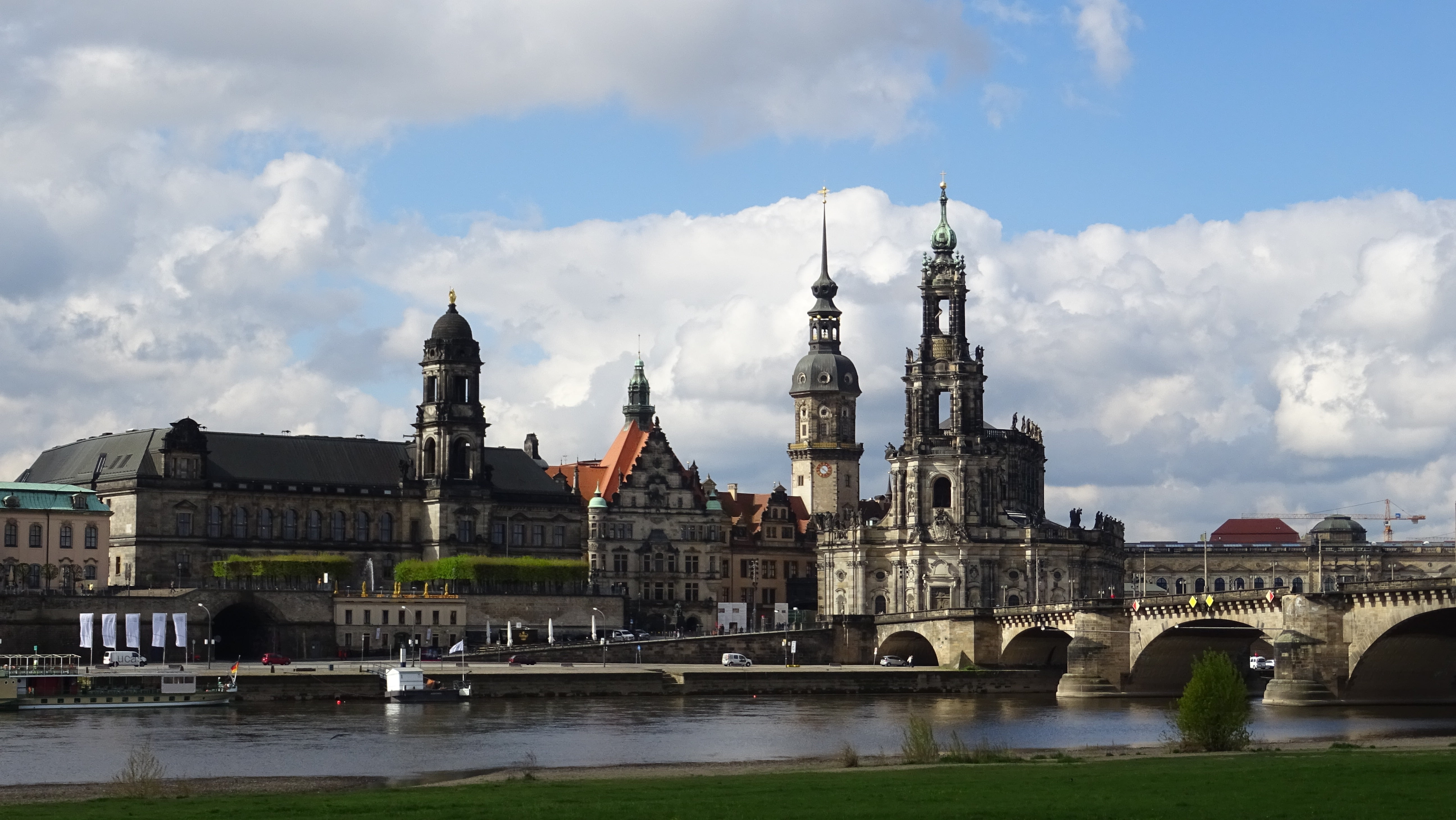 europe, urban Scene, travel, city, 5K, tower, outdoors, bridge - man made structure, lipsiusbau, connection, building, spire, brühlova terrace, nature, HD Wallpaper