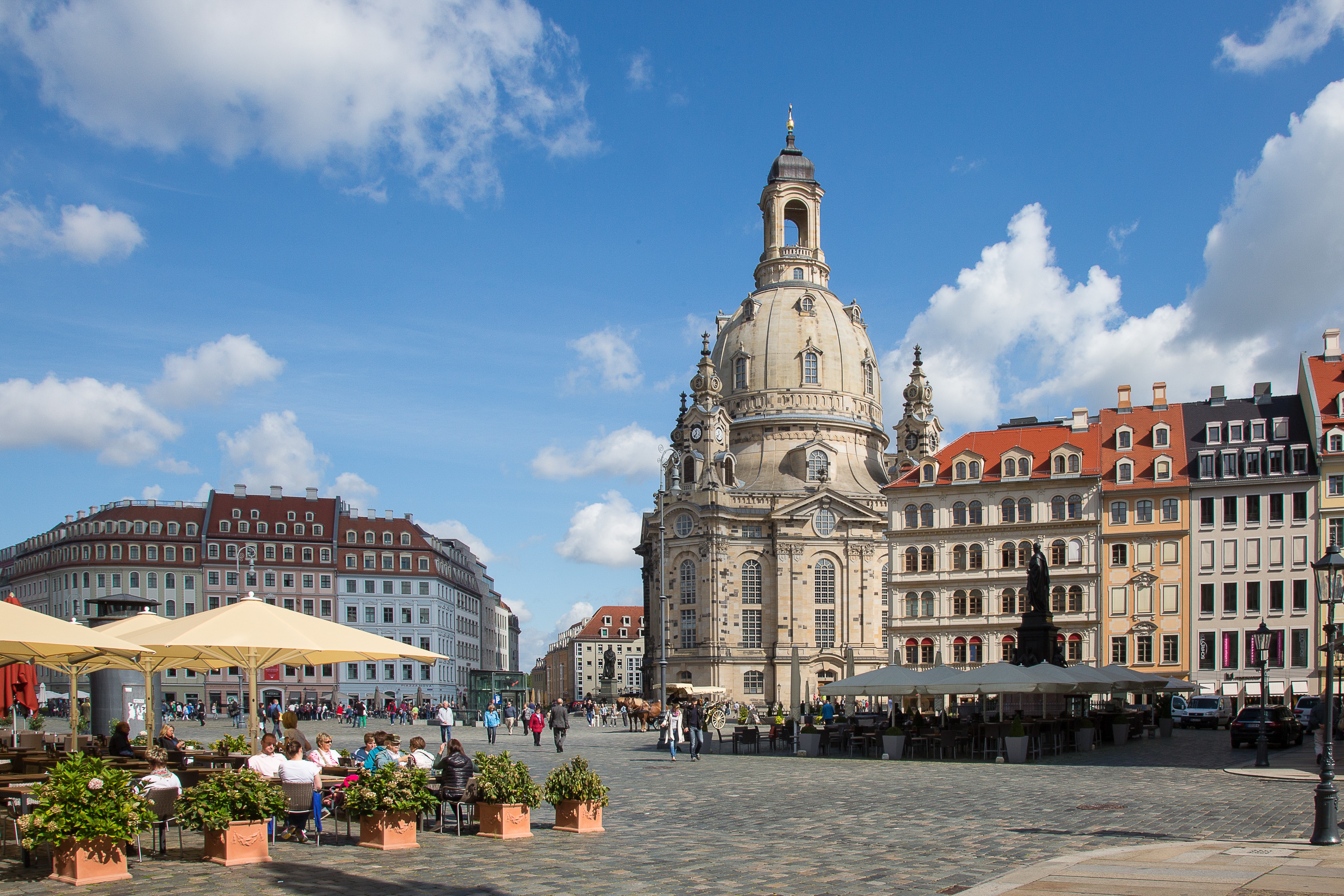 large group of people, spirituality, belief, cloud - sky, 4K, people, built structure, dresden, architecture, tourism, brown, germany, building, crowd, HD Wallpaper