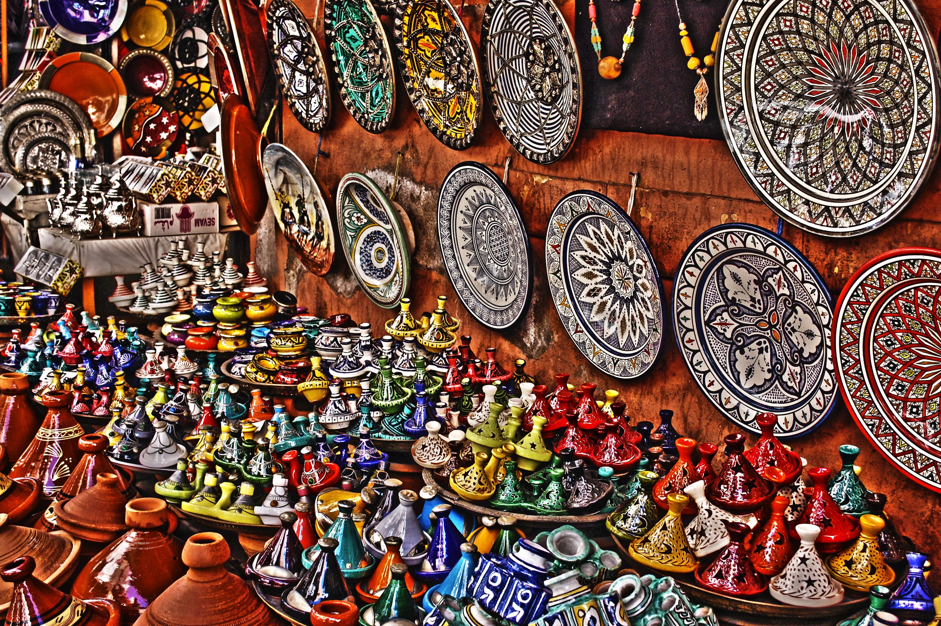 choice, dishes, retail display, store, tallines, creativity, market, art and craft, ceramic, souvenir, order, market stall, 2K, variation, ornate, retail, HD Wallpaper