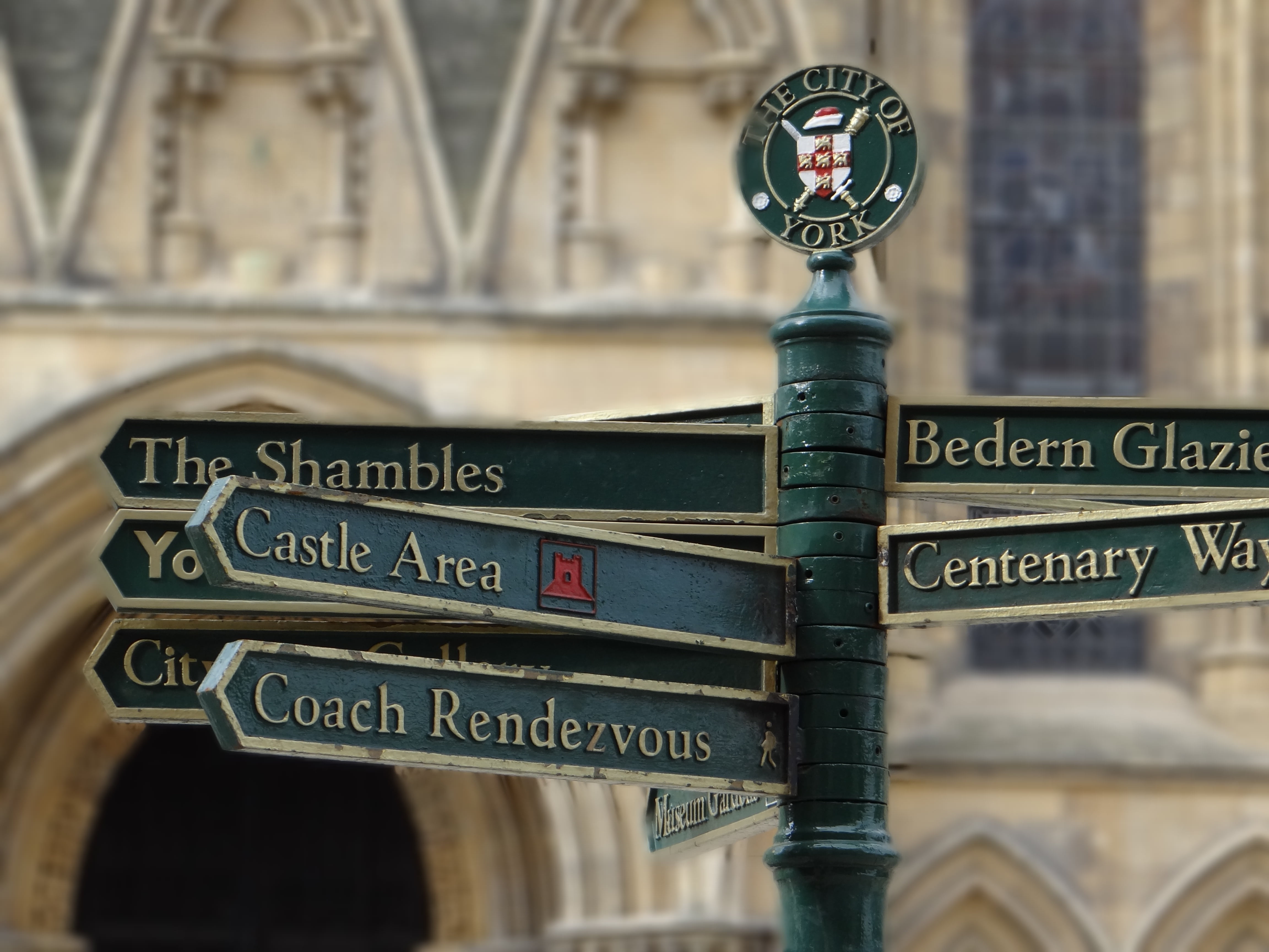 street name sign, focus on foreground, rosette, architecture, day, minster, cathedral, communication, gothic architecture, city, york, gothic, directory, HD Wallpaper