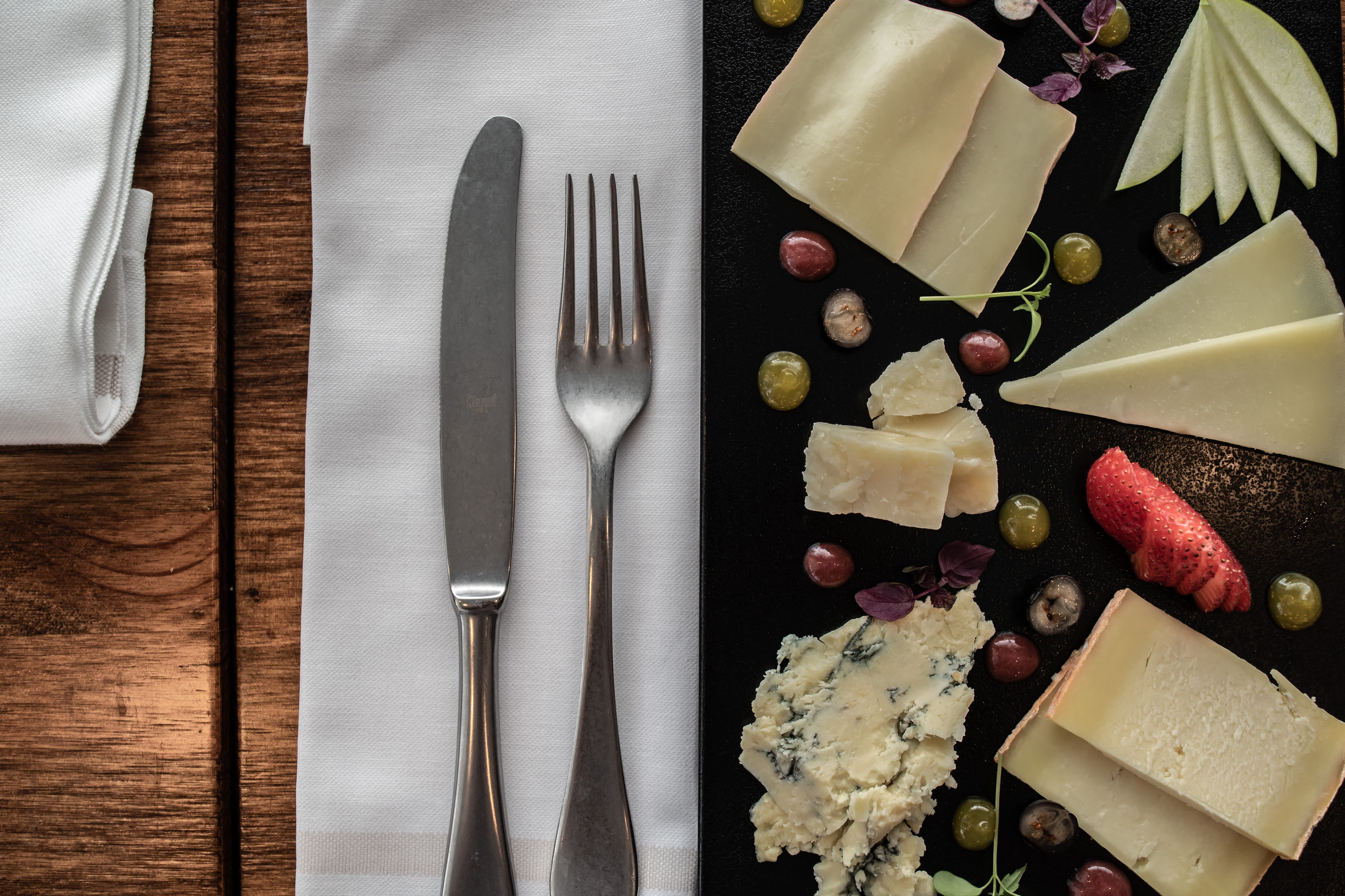 knife, blade, high angle view, 5K, dish, cheese, dessert, directly above, fork, madrid, vegetable, home decor, table knife, indoors, household equipment, HD Wallpaper