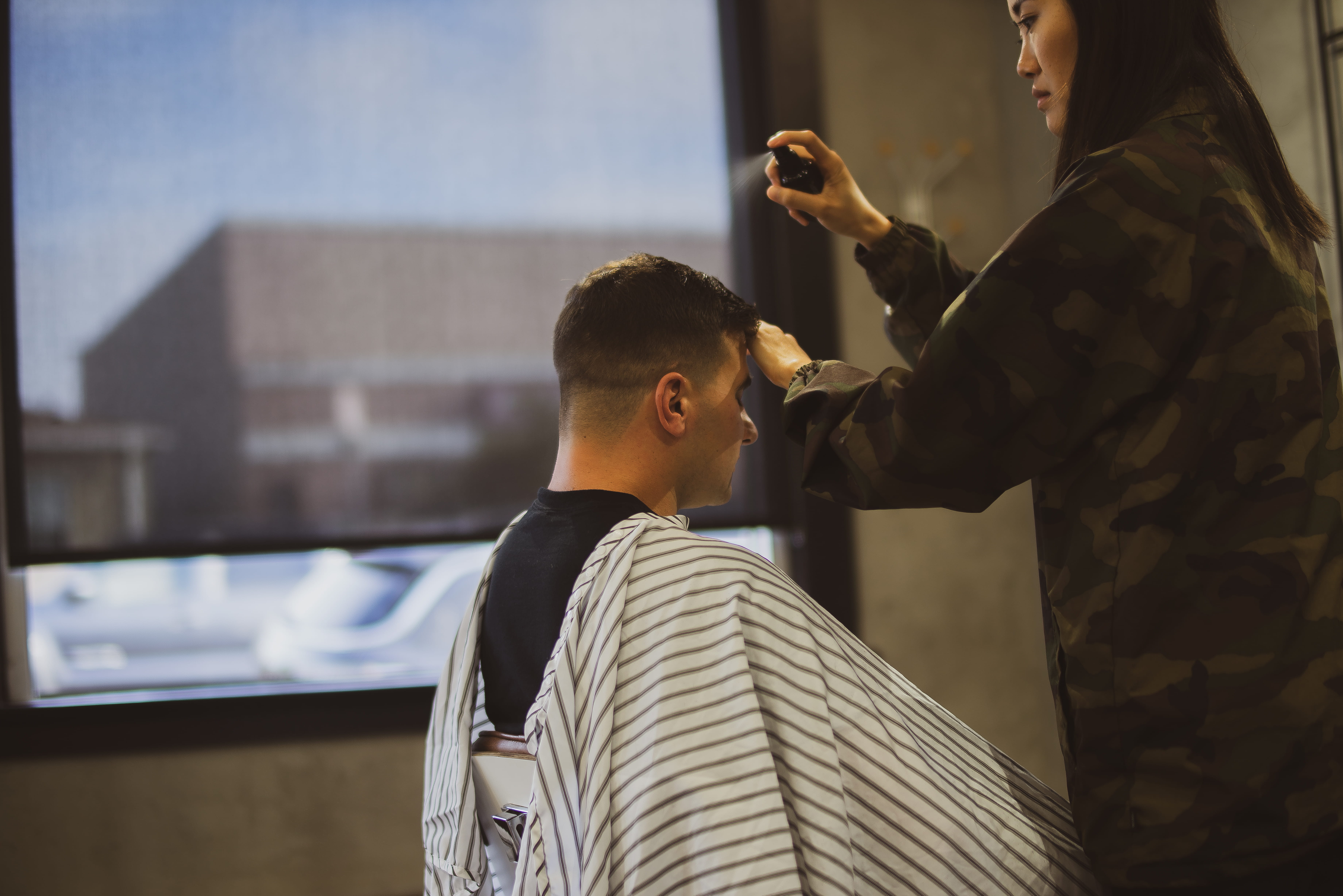 hair, praying, gel, sleeve, holding, hairdresser, barbershop, human, rear view, communication, editorial, mans, person, two people, focus on foreground, HD Wallpaper