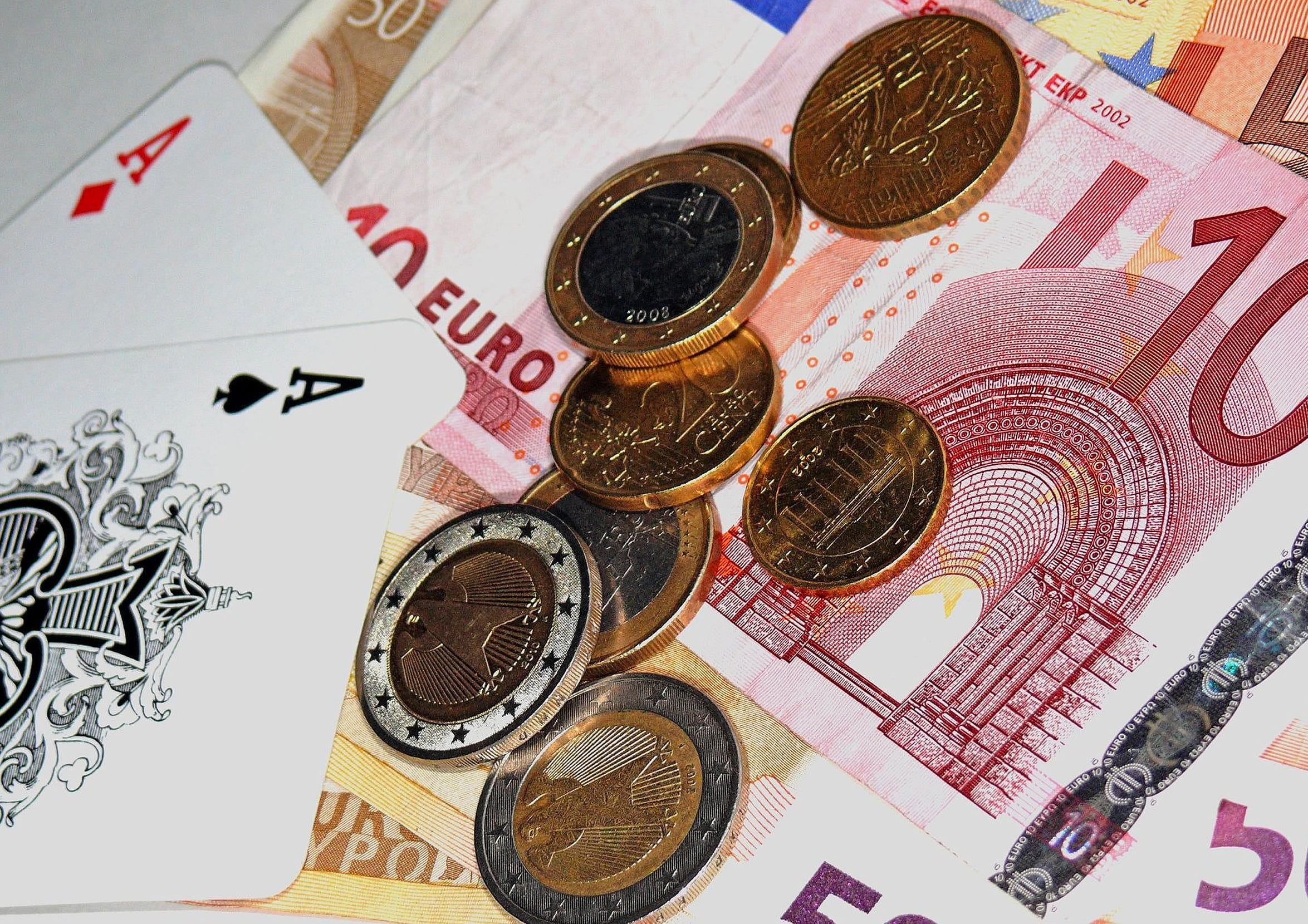 profit, Gambling, table, directly above, european Union Currency, casino, choice, paper Currency, economy, finance, coin, high angle view, large group of objects, HD Wallpaper