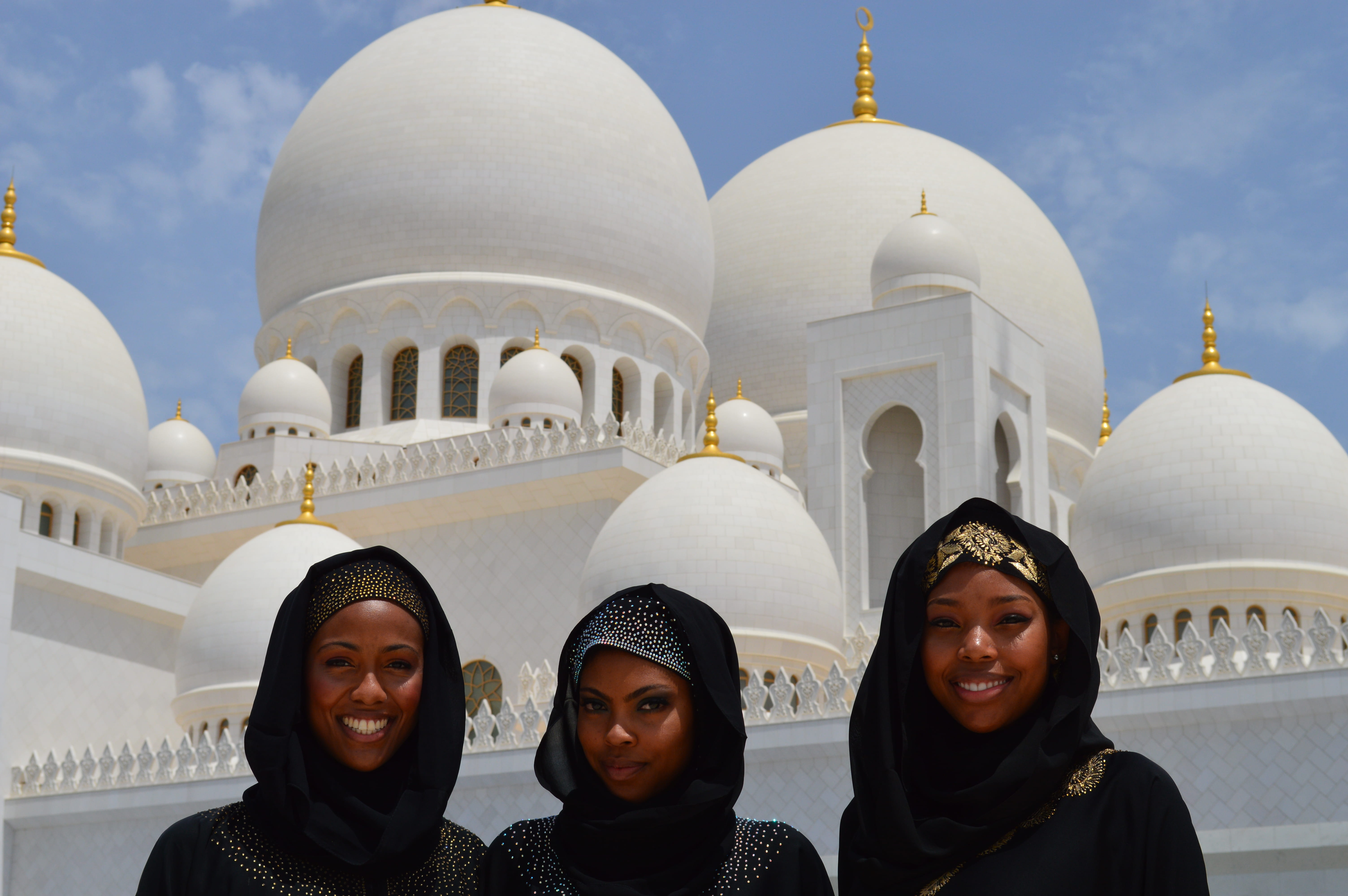 girls, place of worship, taking, belief, built structure, sky, photo, young women, mosque, travel, outdoors, daylight, religion, architecture, portrait, HD Wallpaper