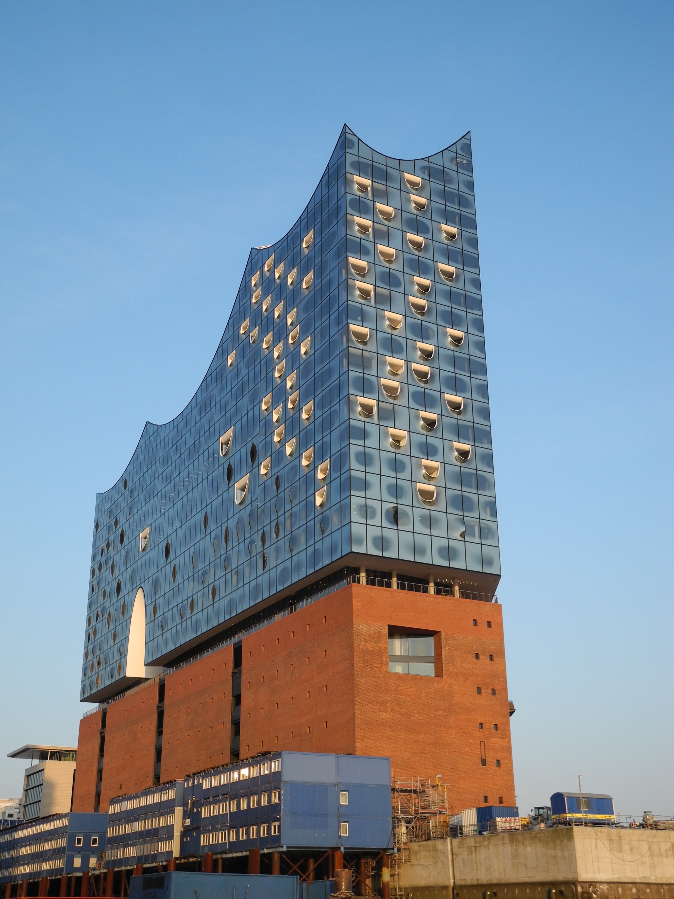 harbour city, building exterior, skyline, copy space, please donate, concert, elbe, elbe philharmonic hall, travel destinations, port, sunlight, clear sky, Phone HD Wallpaper