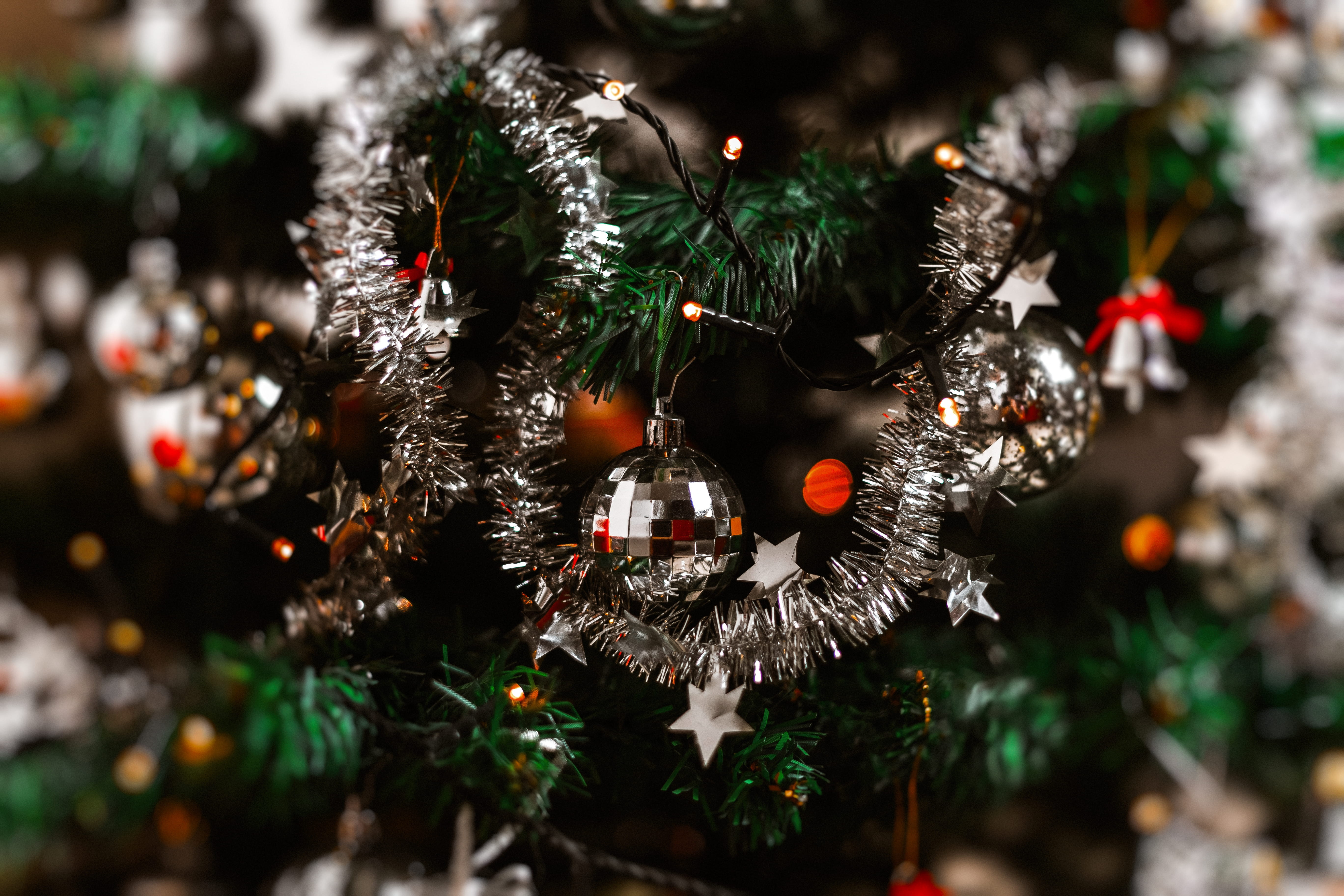 decorate, christmas decoration, close, focus on foreground, fir, close-up, decoration, silver, decorative, ball, no people, merry christmas, glisten, christmas background, HD Wallpaper