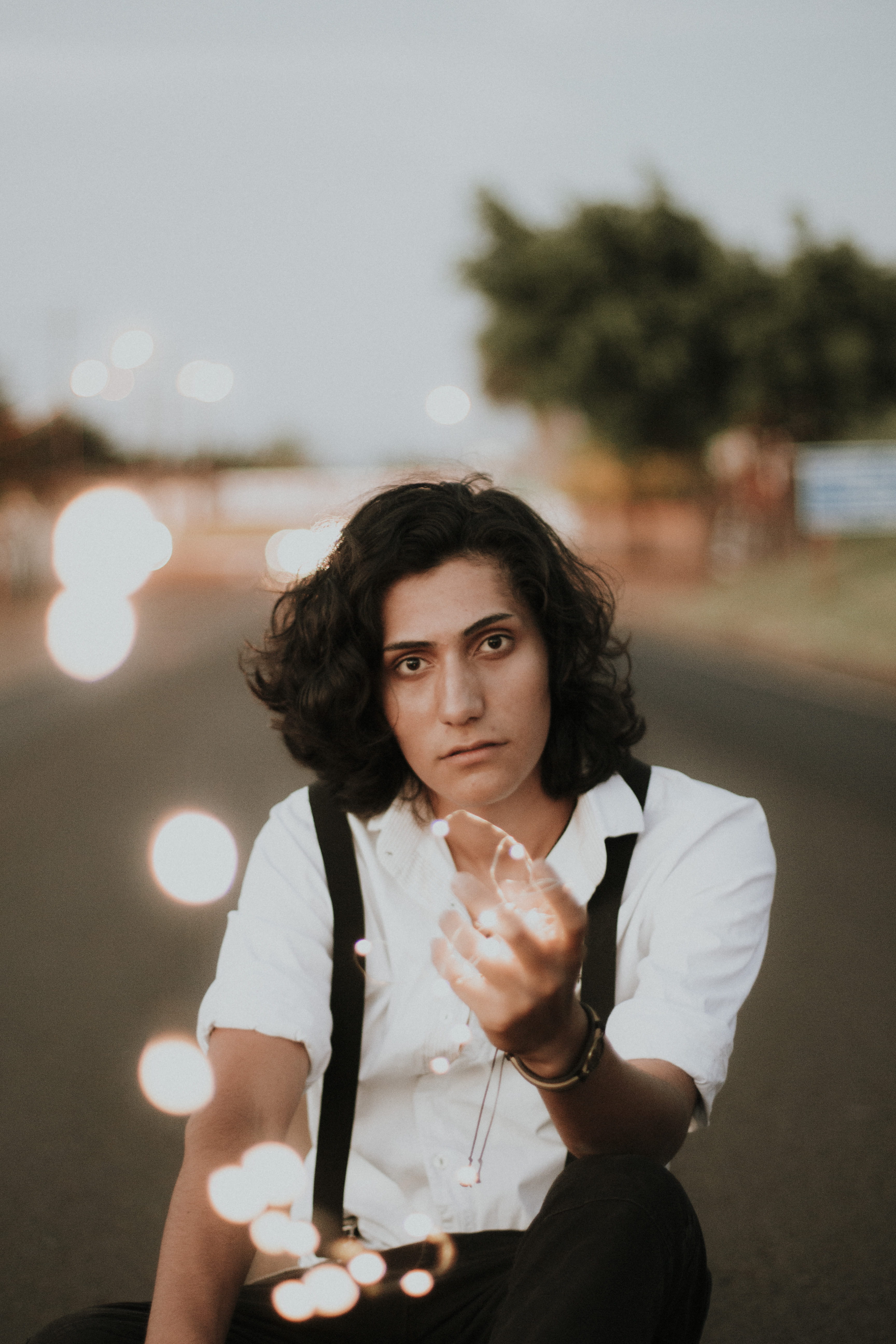 three quarter length, shirt, posing, female, blurred background, hairstyle, pretty, waist up, youth, contemplation, bokeh, fashionable, dark, hair, skin, Phone HD Wallpaper