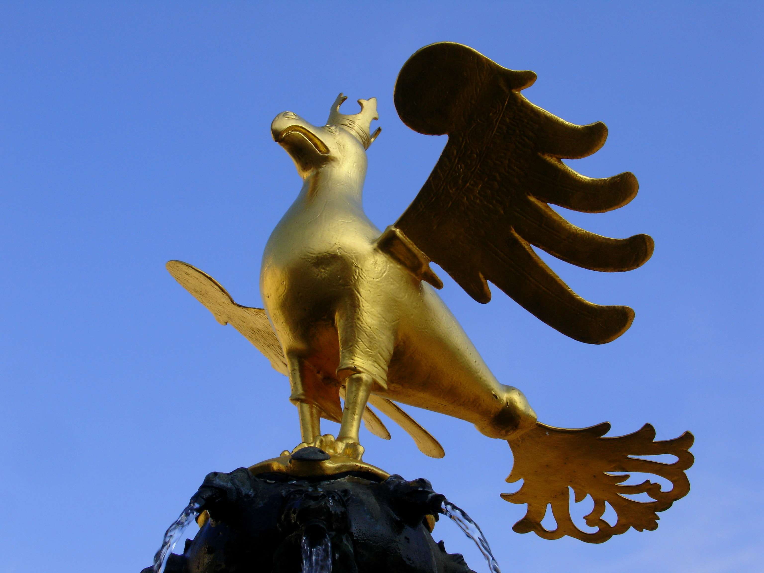 animal, statue, gold, fountain, eagle, blue, thing, mammal, animal themes, golden, clear sky, representation, stuff, day, creativity, sky, sculpture, art and craft, HD Wallpaper