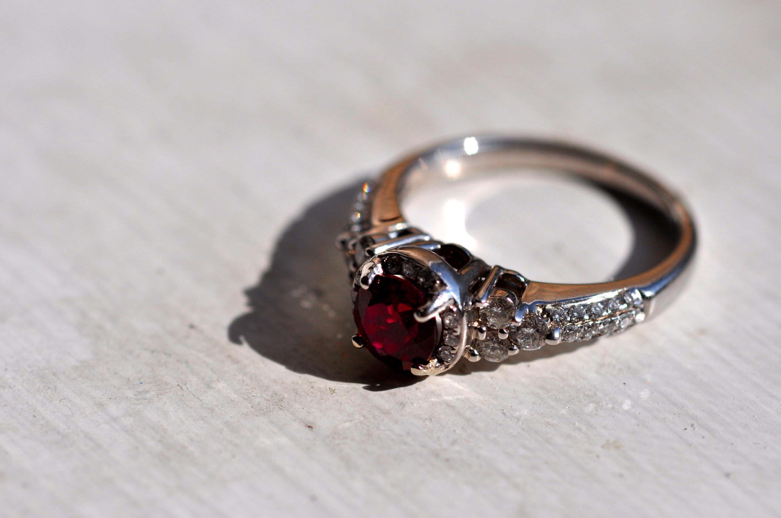 still life, personal accessory, diamond ring, selective focus, diamond - gemstone, wealth, metal, luxury, ring, jewelry, table, indoors, no people, gemstone, HD Wallpaper