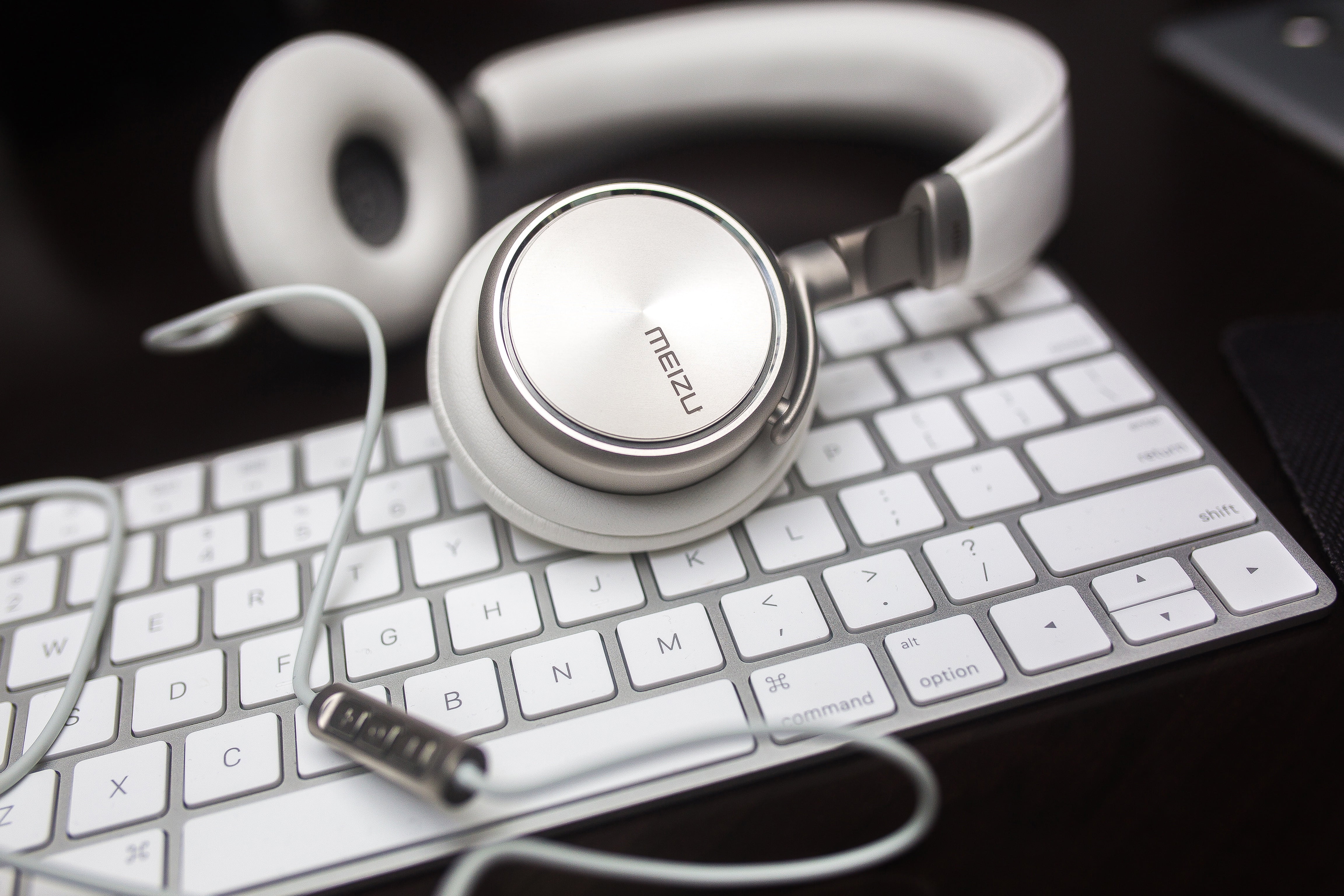 silver colored, computer network, medical supplies, concepts, medical instrument, studio shot, business, pC, data, white, laptop, connection, computer, HD Wallpaper