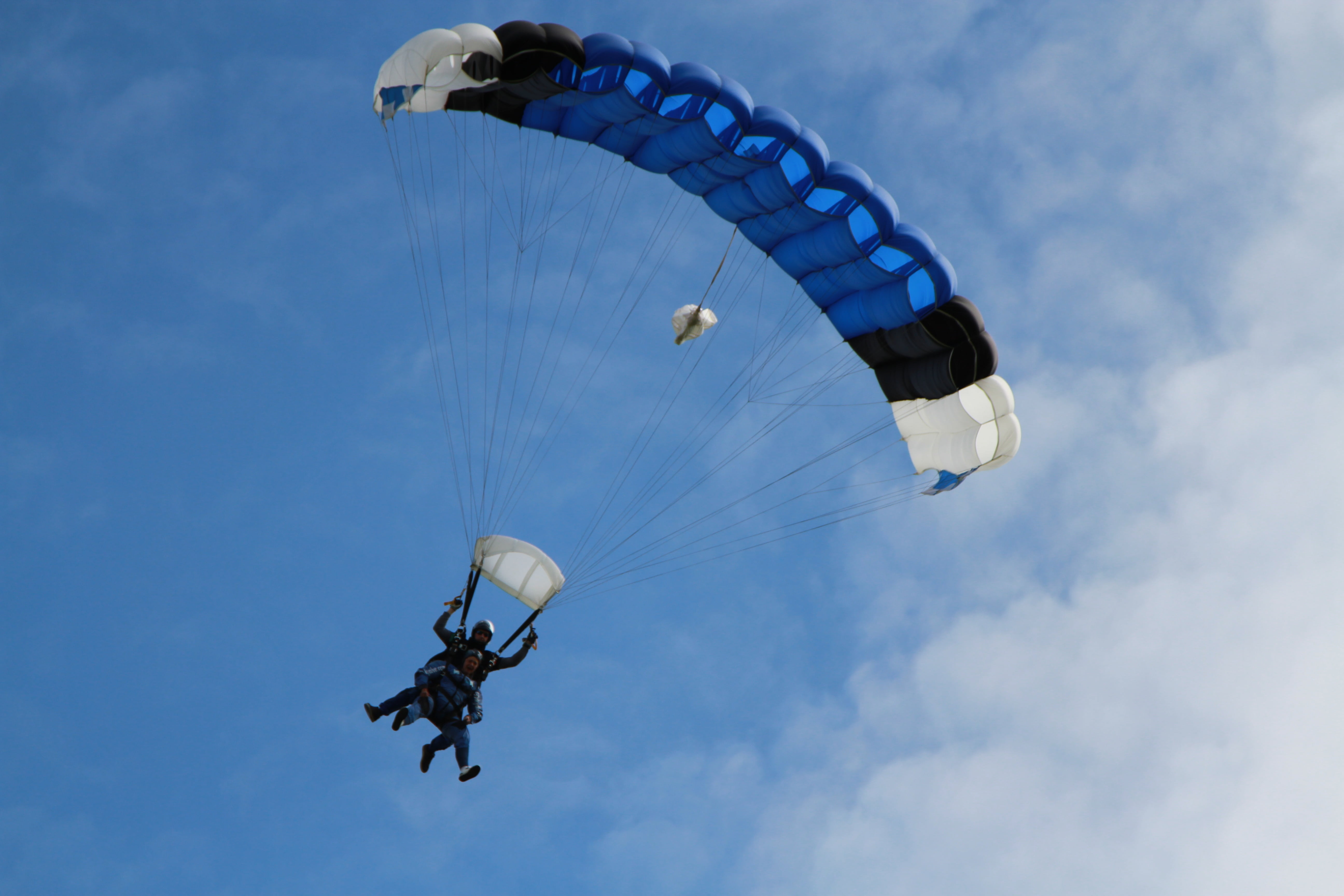dom, one person, flying, sky, leisure activity, risky, blue, white, cloud - sky, gliding, extreme sports, man, fun, parasailing, adventure, day, paragliding, HD Wallpaper
