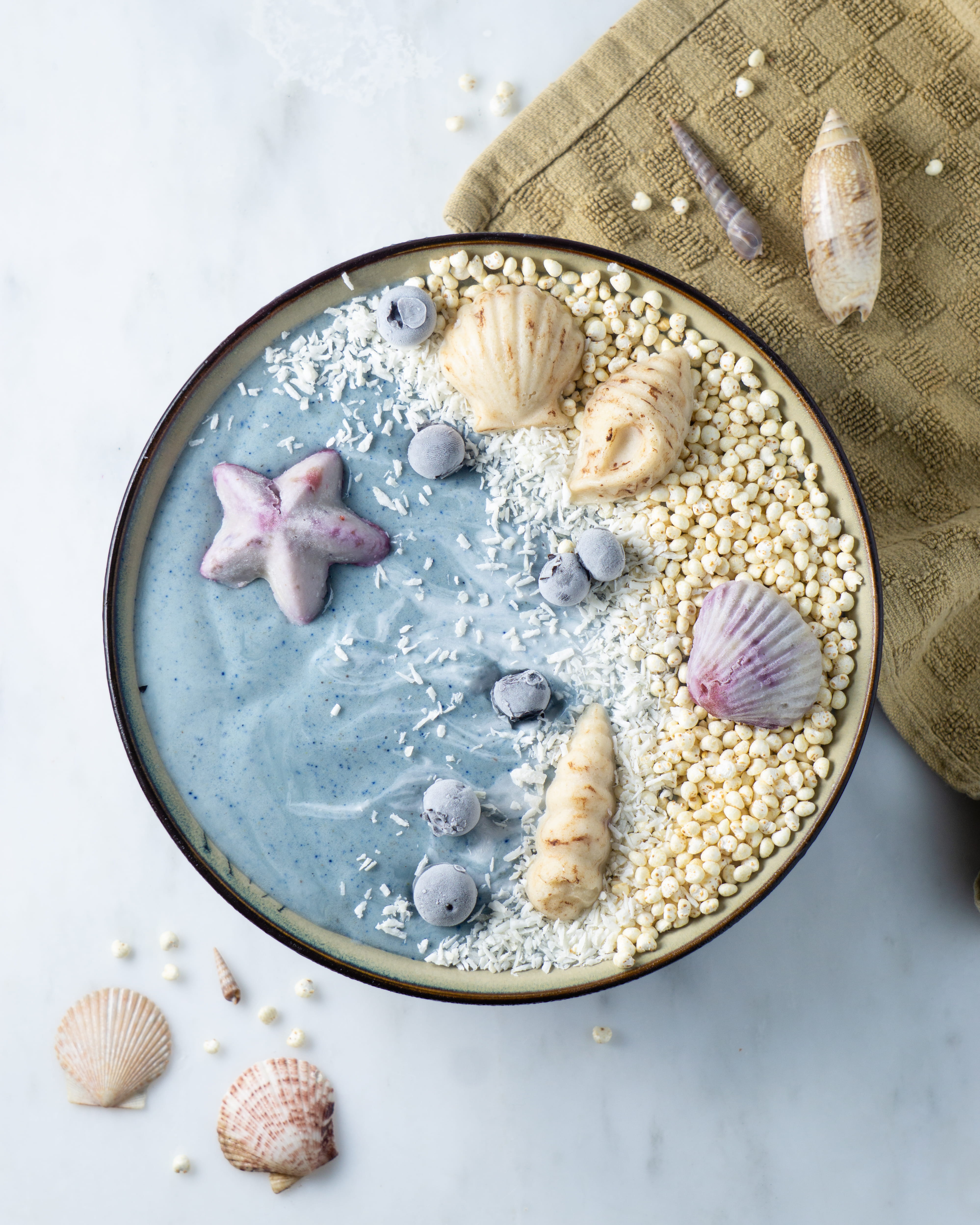 seashell, vacations, vegan, white, blue marine, smoothie bowl, sand, snack, no People, flatlay, nature, marine, sea food, food, starfish, icecream, clean, Phone HD Wallpaper
