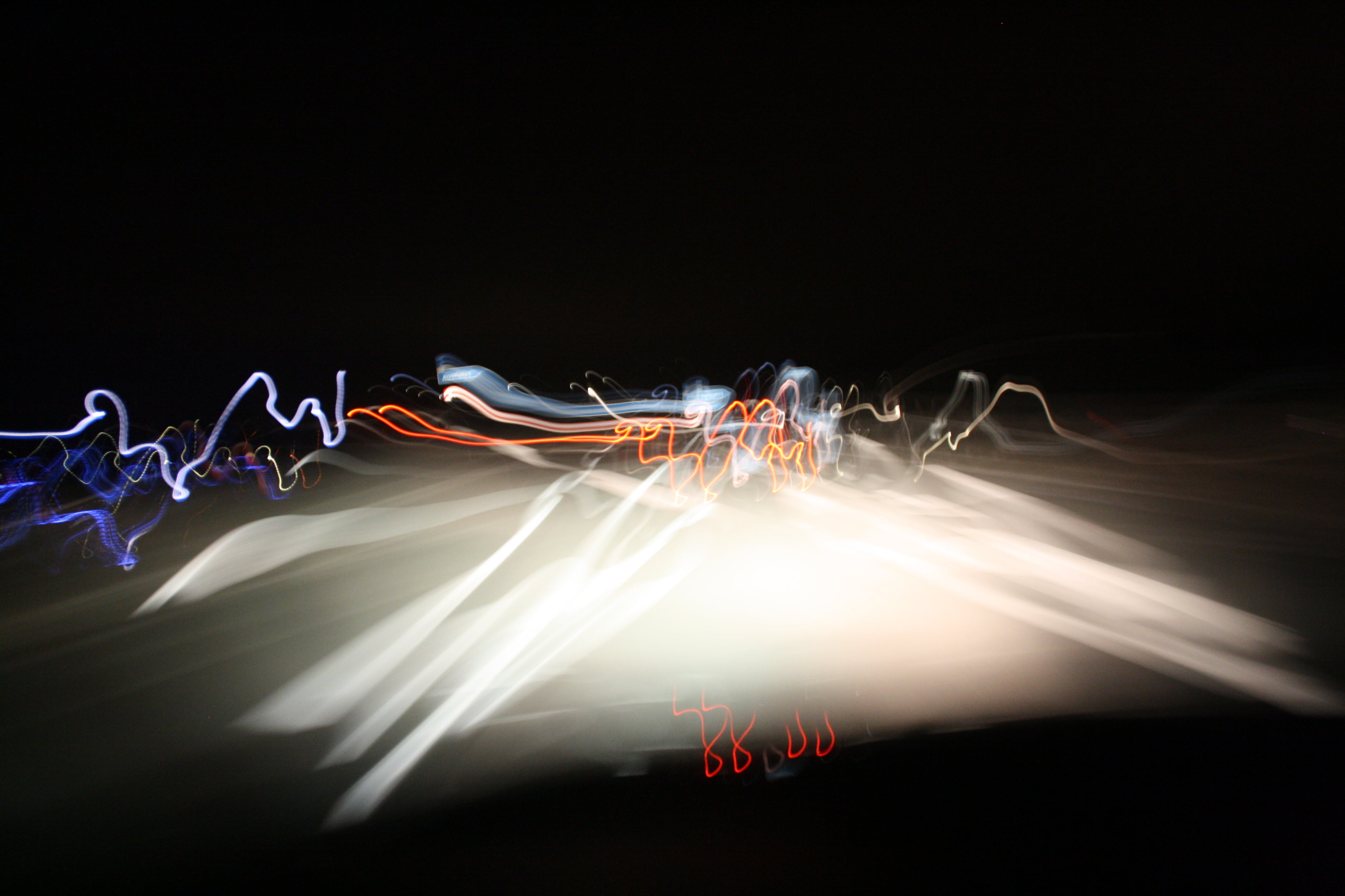 fiber optic, 4K, speed, no people, out of focus, motion, long exposure, blurred motion, glowing, abstract, electricity, light - natural phenomenon, bokeh, HD Wallpaper