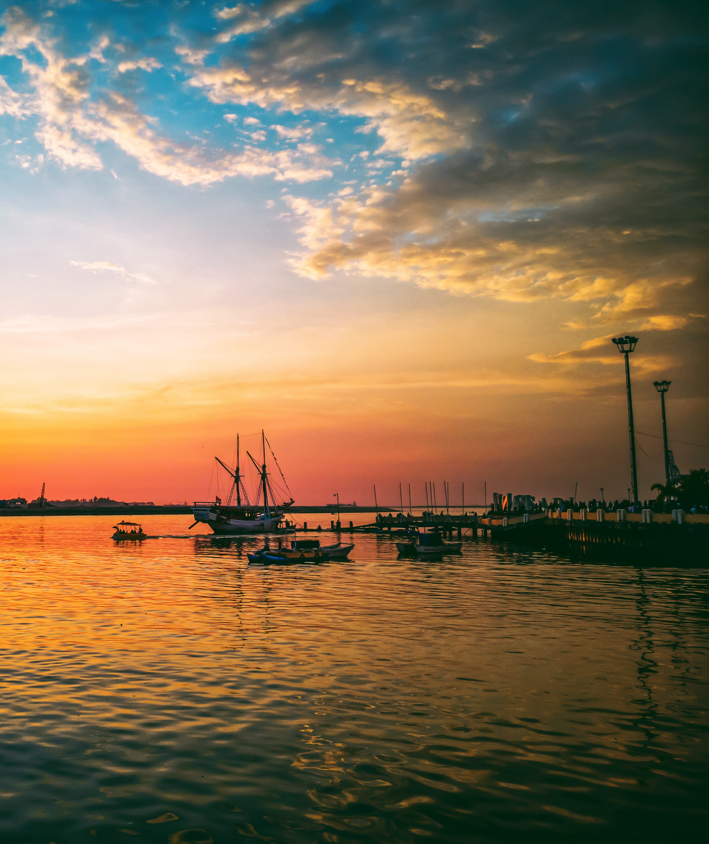 silhouette, bay, sunset, tranquil scene, sky, tranquility, sailboat, losari beach, waterfront, indonesia, scenics - nature, no people, water, nautical vessel, Phone HD Wallpaper