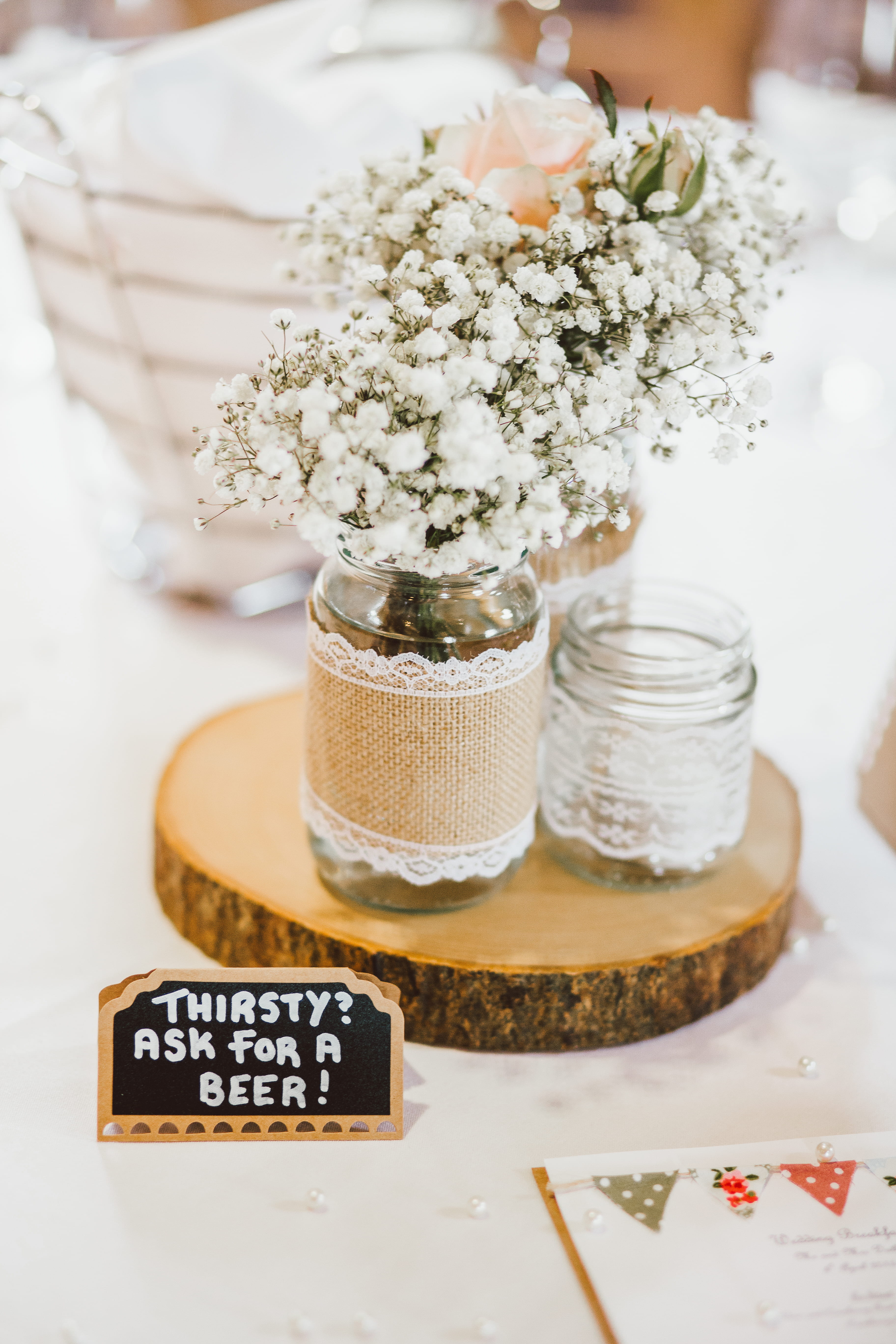 bouquet, sweet food, table decor, glass, beer, indoors, no people, white flower, lace, wooden palte, flower, temptation, two, flowering plant, text, close-up, Phone HD Wallpaper
