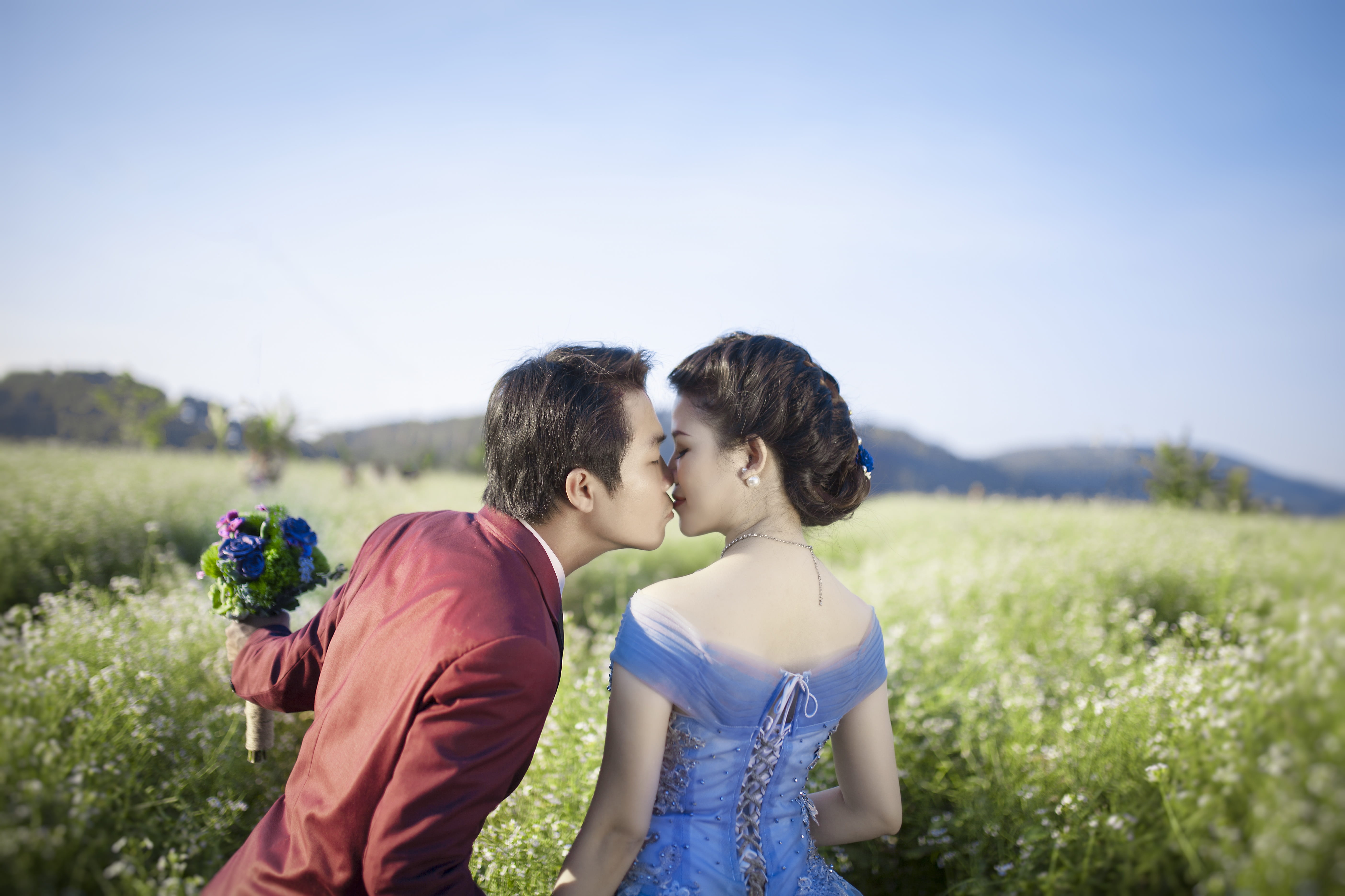 outdoors, rear view, daytime, kissing, wedding, woman, hairstyle, natural, young adult, day, women, nature, group of people, picture, sunny, flower, wedding photography, HD Wallpaper