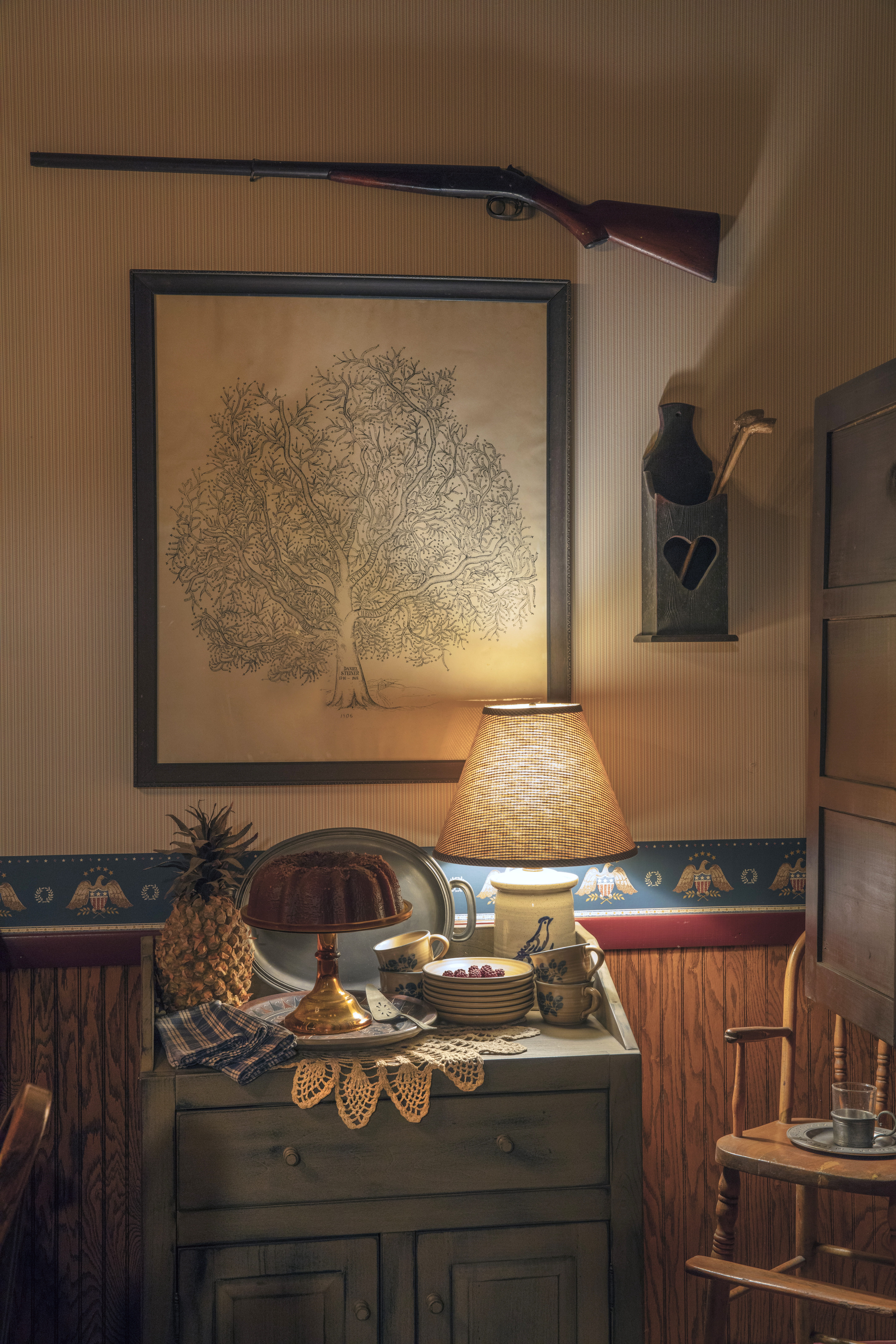 absence, house, home interior, food and drink, wood - material, rifle, wall - building feature, architecture, frame, indoors, 8K, luxury, kitchen, picture frame, Phone HD Wallpaper