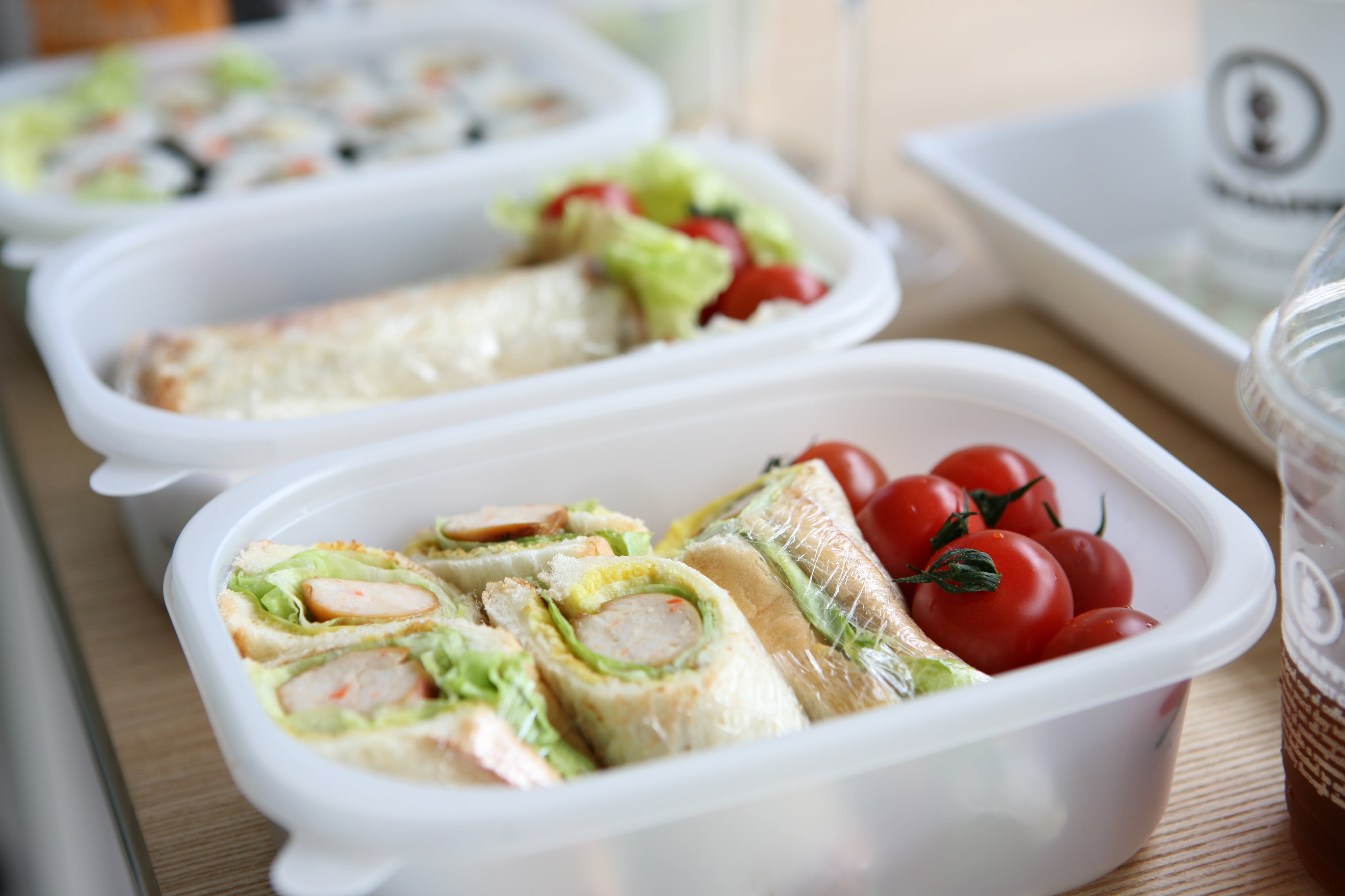 wellbeing, close-up, freshness, japanese food, two, tray, snack, 4K, picnic, selective focus, sandwich, food and drink, plastic container, food, plastic, HD Wallpaper