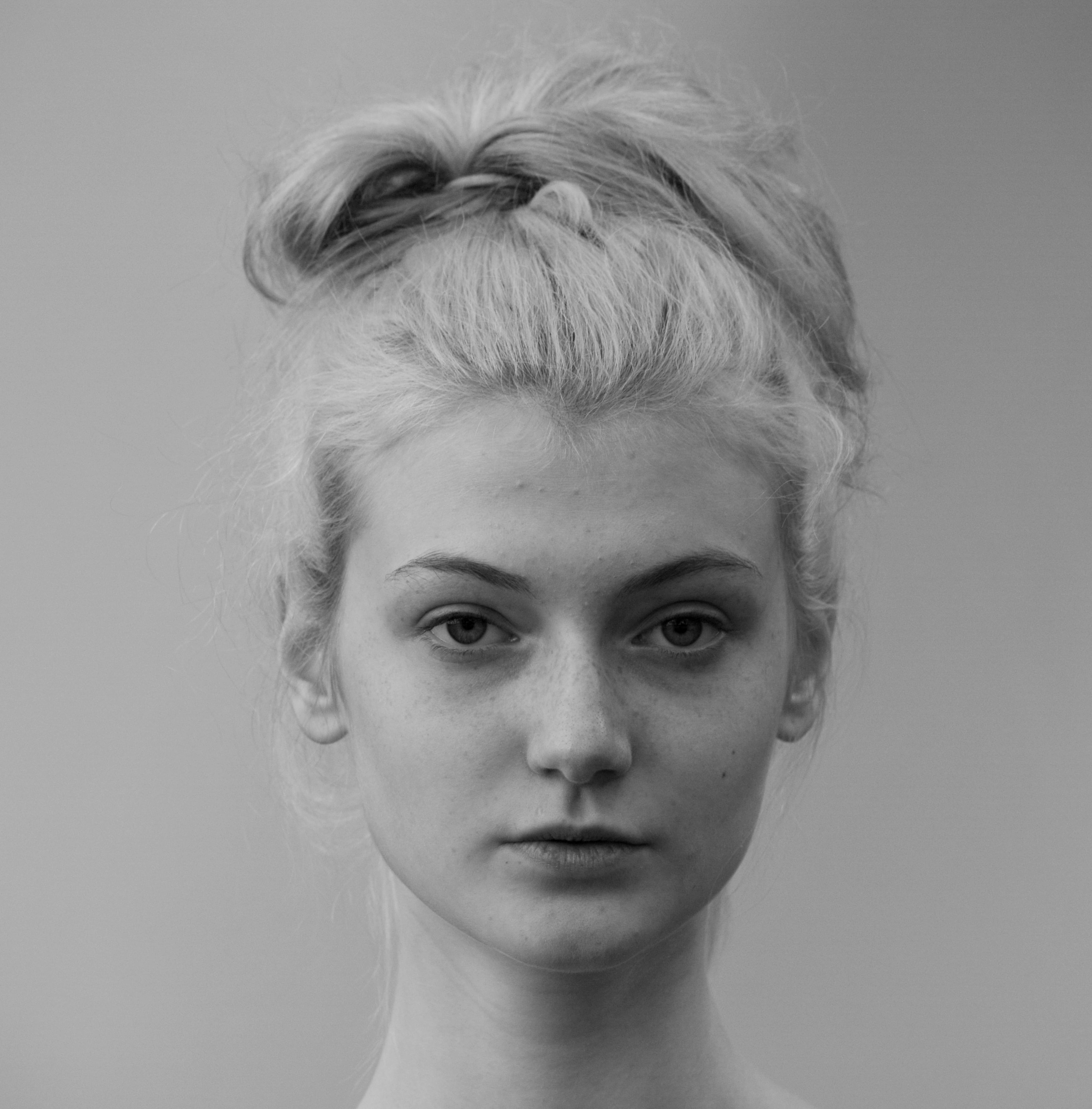 cool, out, body part, human hair, contemplation, beautiful woman, woman, studio shot, short hair, portrait, photography, one Person, headshot, hair, beauty, Phone HD Wallpaper