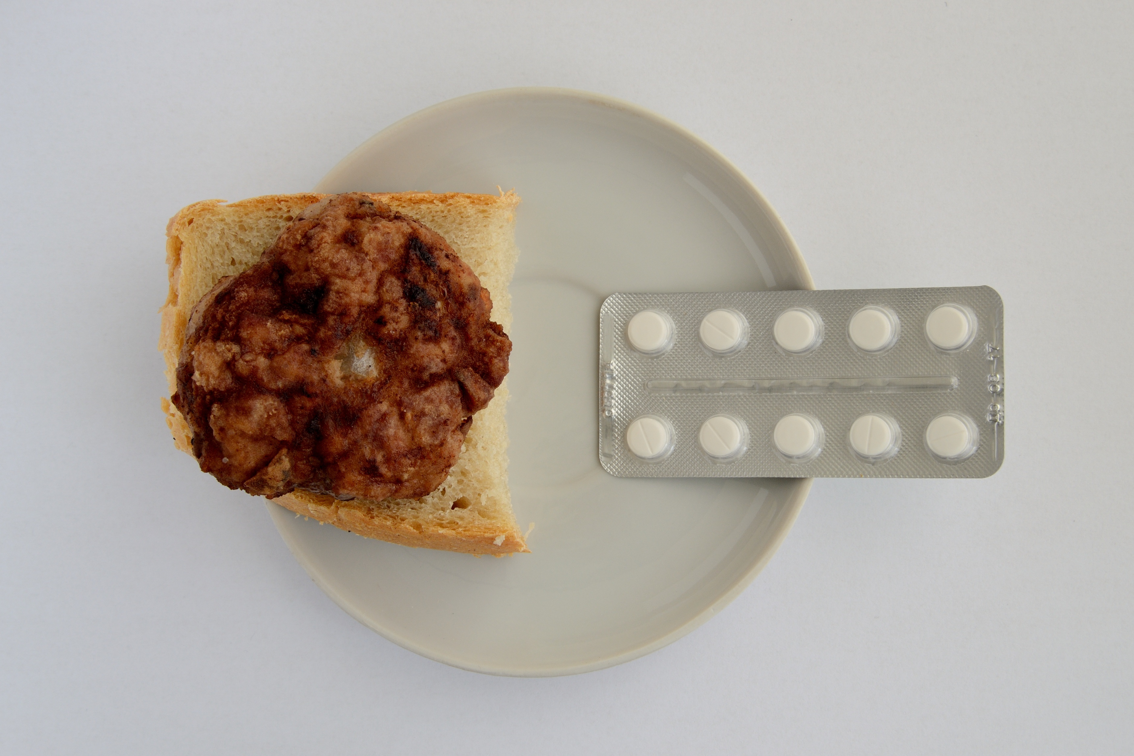 directly above, close-up, snack, lifestyle, wellbeing, indoors, breakfast, food, freshness, meatballs, food and drink, slice, health, meal, studio shot, HD Wallpaper