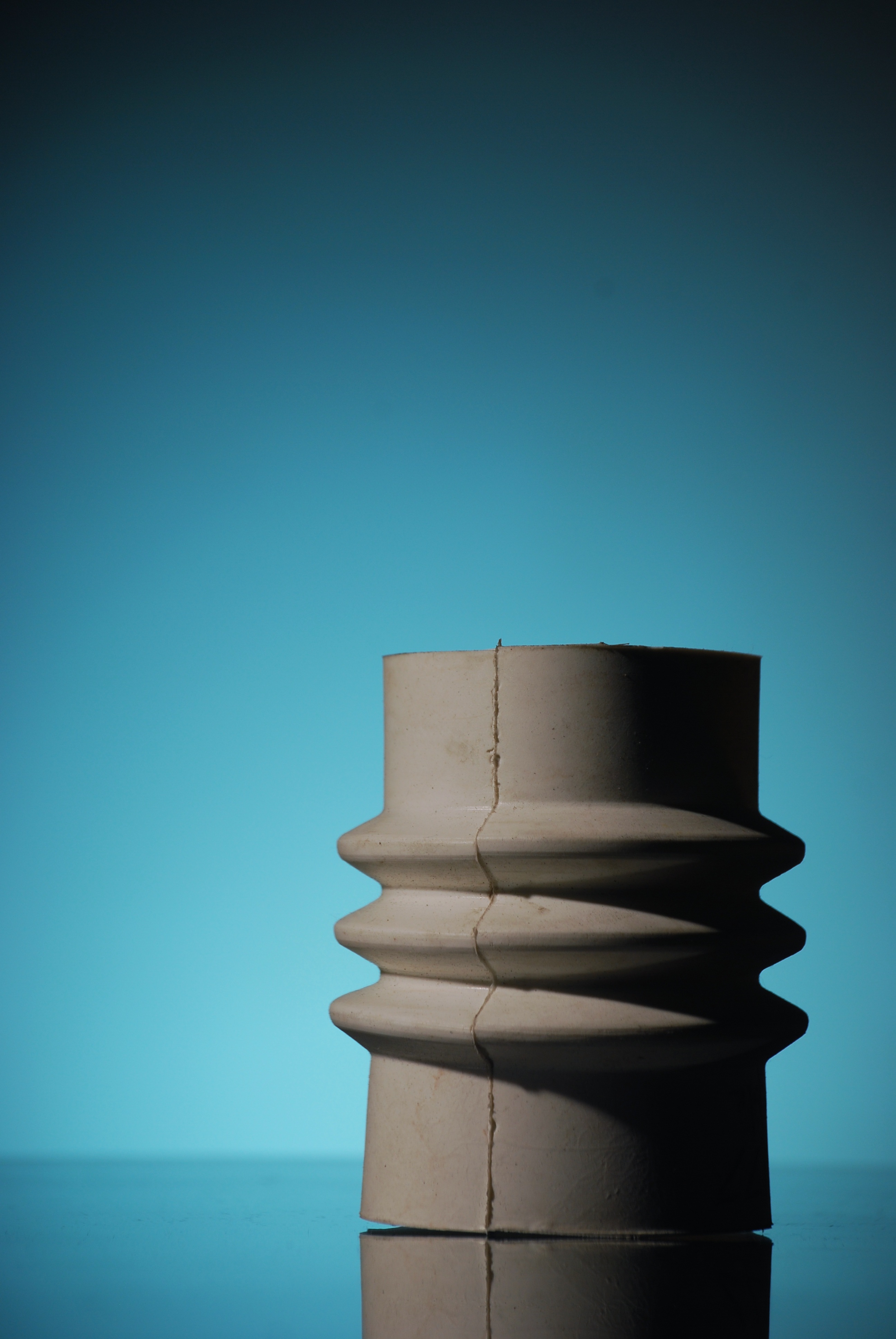 table, blue background, moulding, water, 4K, bellows, horizon over water, rubber, nature, balance, stack, still life, close-up, no people, clear sky, day, Phone HD Wallpaper