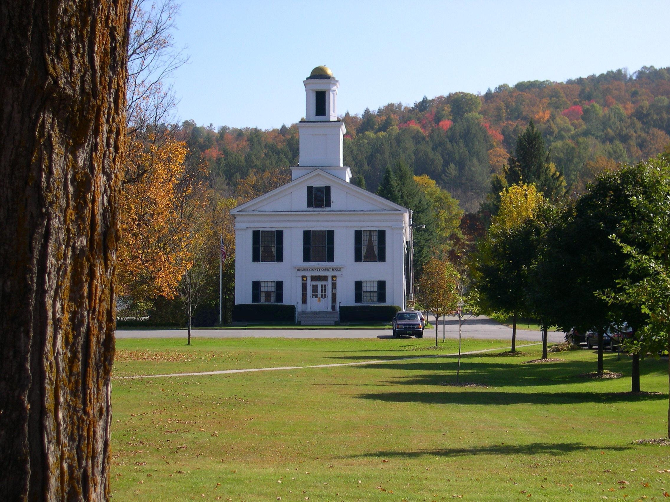 tree, trunk, country, vermont, america, outdoors, fall, tree trunk, no people, green, beauty, grass, rural, green color, season, day, white, building exterior, HD Wallpaper