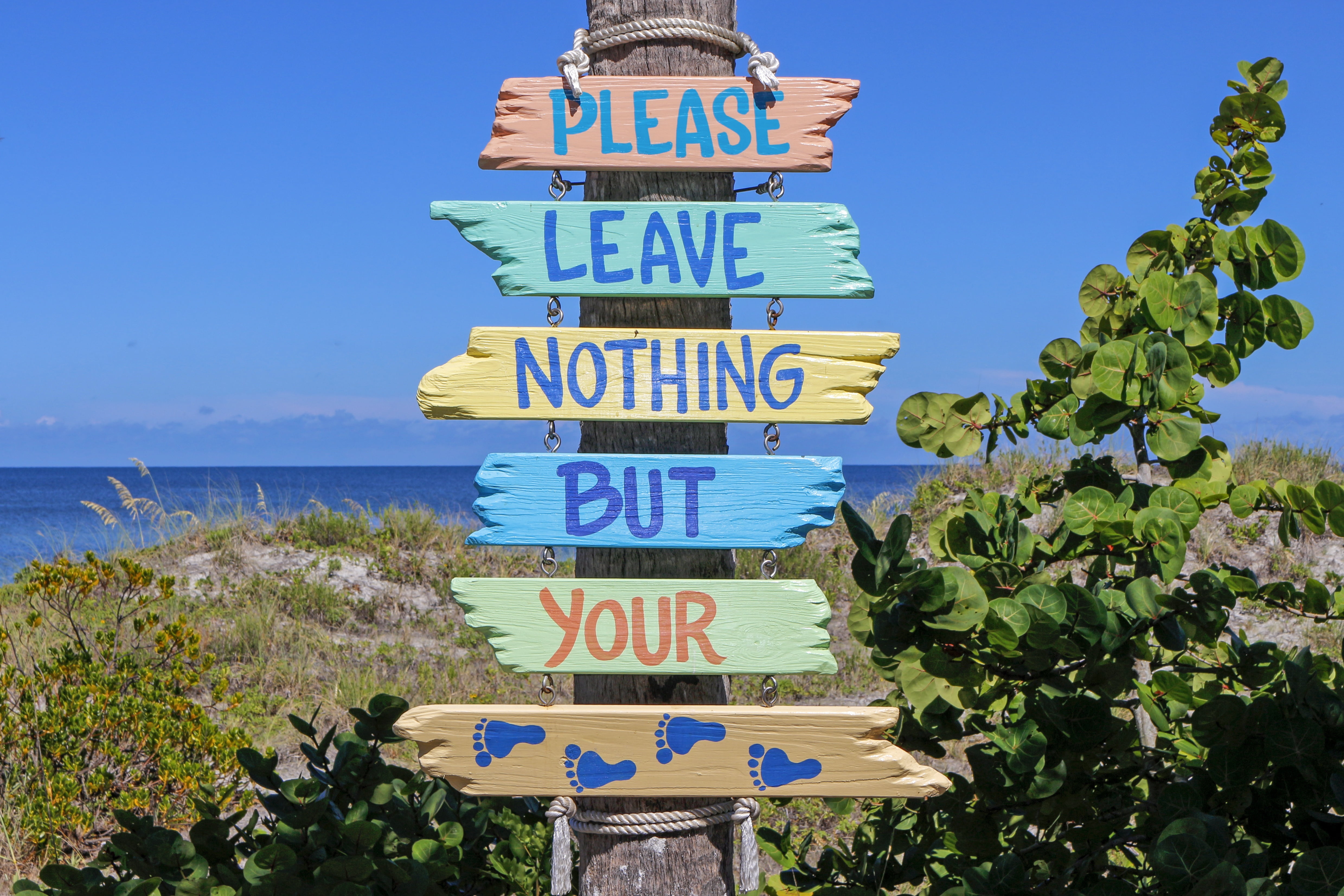 wooden, day, information, inspiration, beach, uSA, sea, 4K, travel Destinations, multicolored, coastline, communication, outdoors, vacations, guidance, HD Wallpaper
