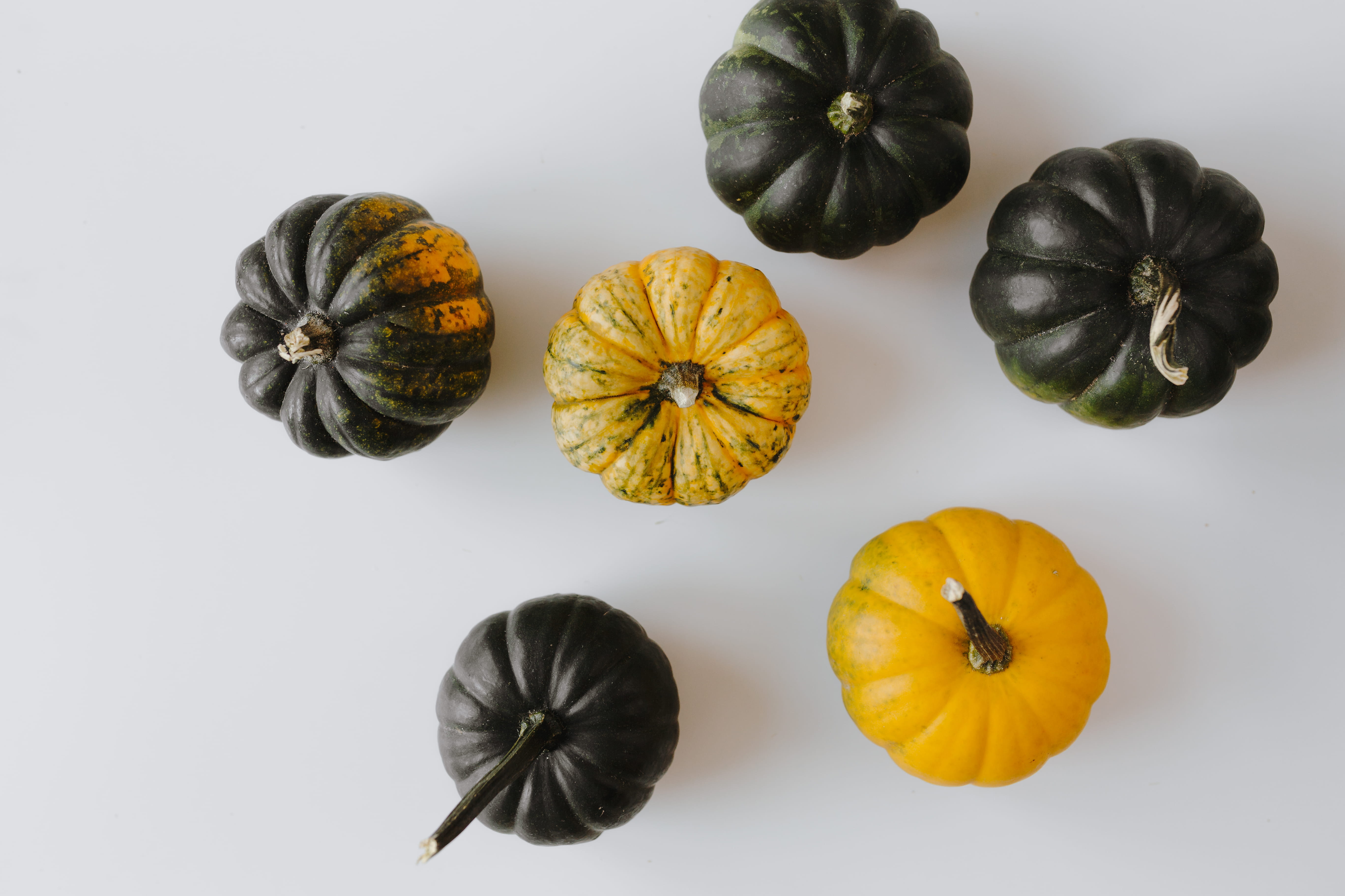 background, 5K, food and drink, indoors, food, directly above, fruit, autumn, organic, yellow pumpkin, white, green, wellbeing, yellow, small, vegetable, HD Wallpaper