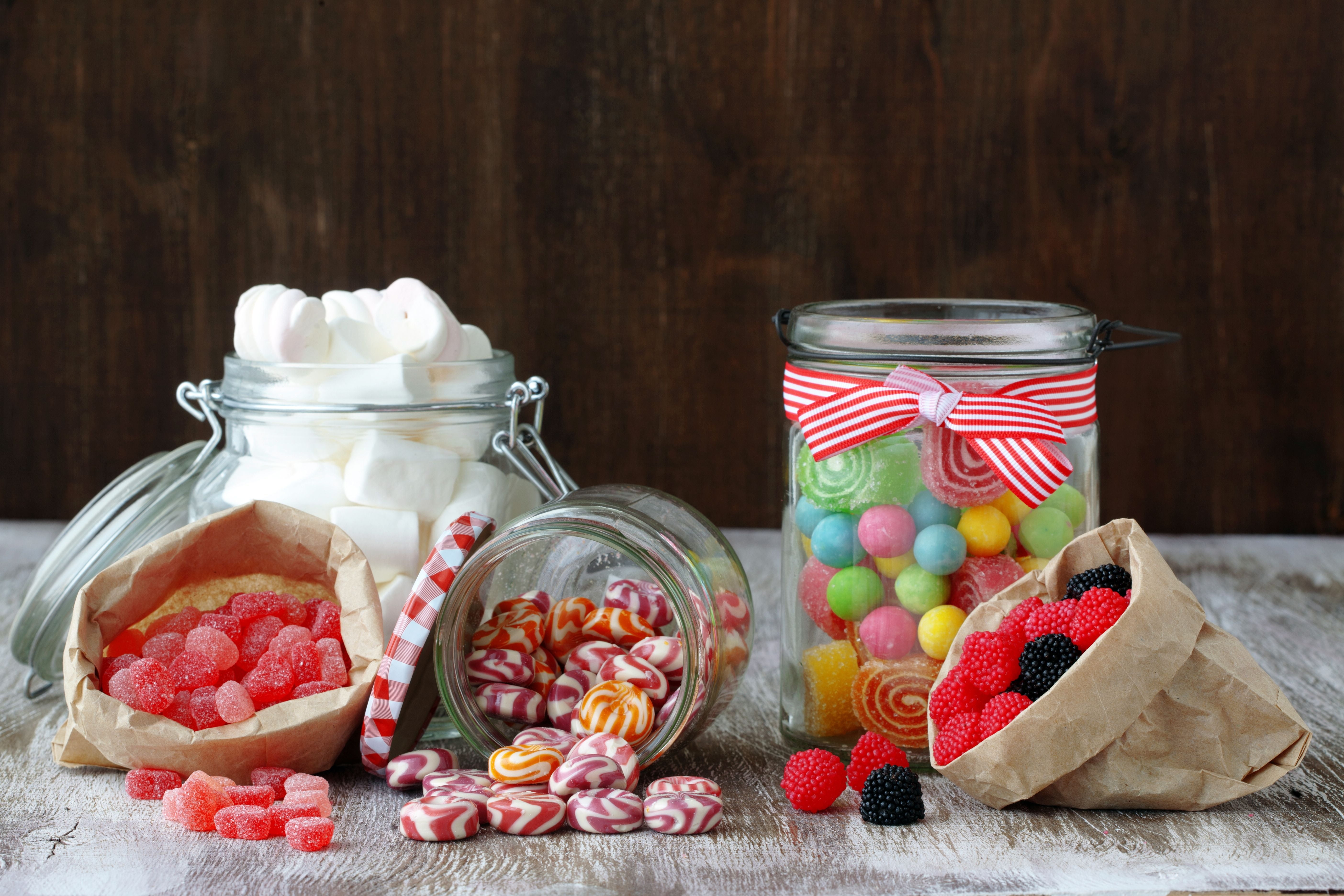 vegetarian Food, jar, strawberry, variation, container, raspberry, rustic, glass - Material, candy, sweet, berry Fruit, fruit, tasty, temptation, food and drink, HD Wallpaper