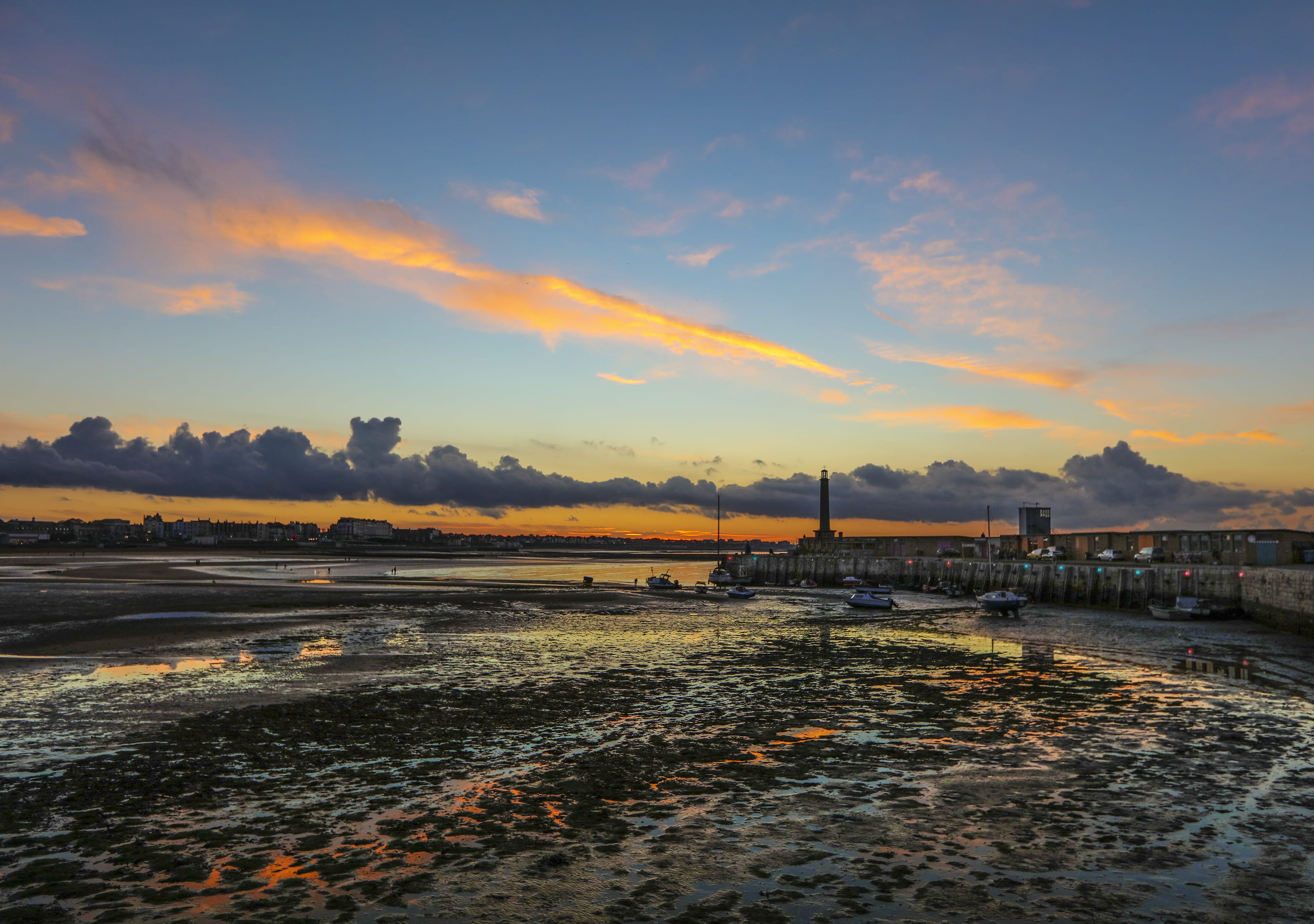 orange color, no people, margate, cloud - sky, nature, built structure, sunset, tranquility, turner, tranquil scene, sea, idyllic, beach, architecture, HD Wallpaper
