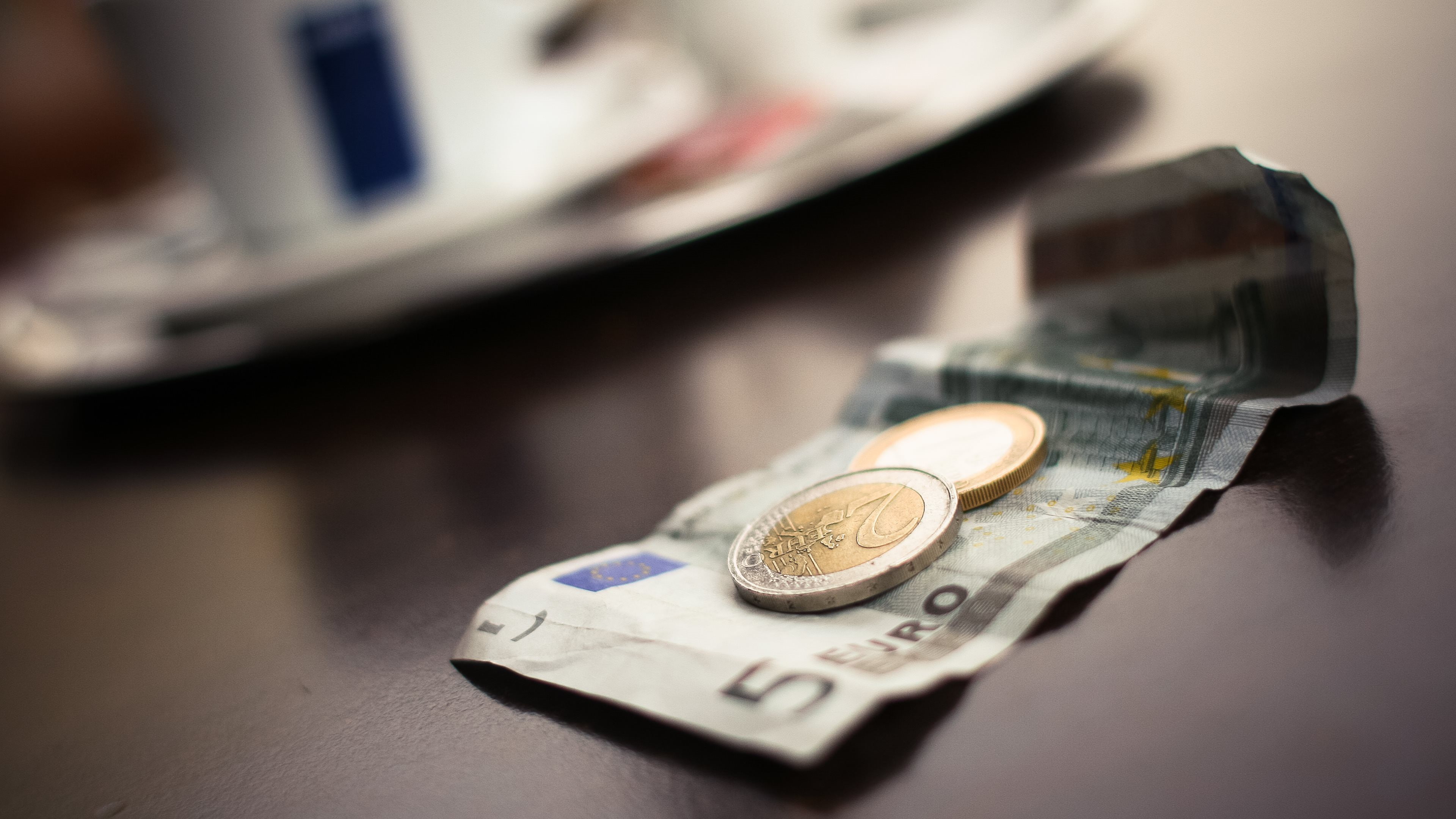 two, gold, Euros and Coffee, coins, silver, coffee, round, banknote, 4K, euros, HD Wallpaper