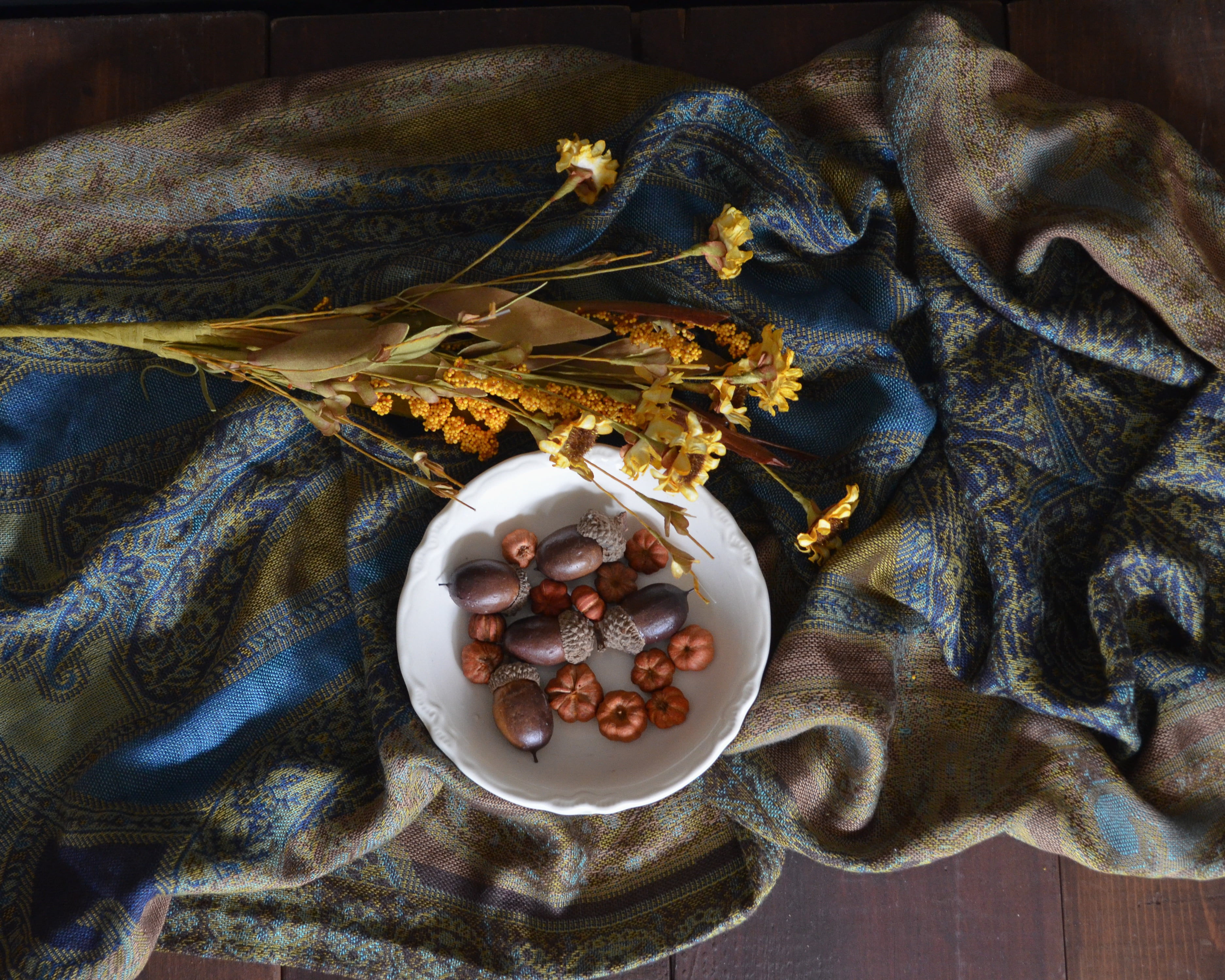 wellbeing, floral pattern, still life, freshness, cloth, 2K, indoors, table, bowl, directly above, plate, close-up, crockery, acorns, refreshment, coffee - drink, HD Wallpaper