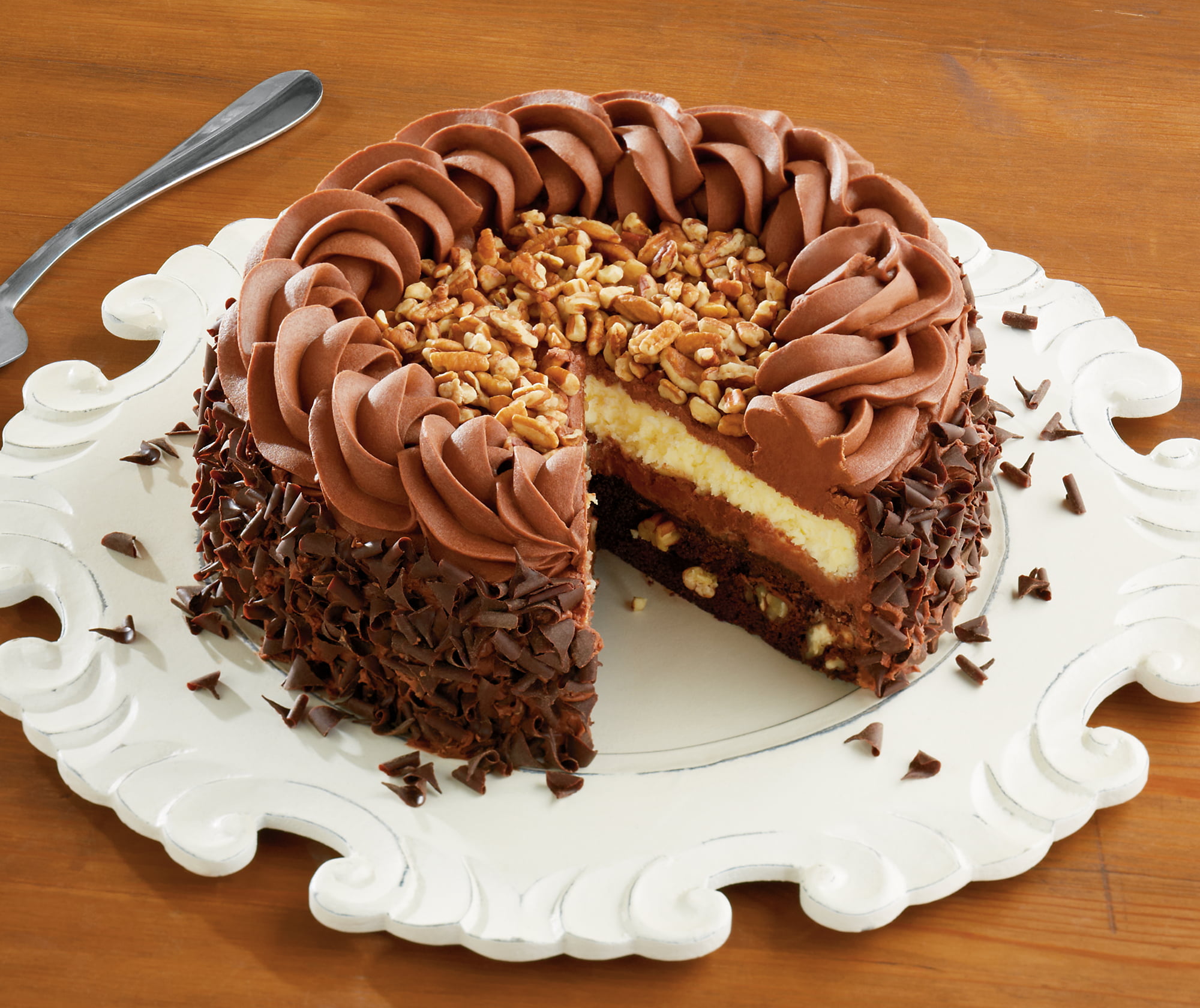 ready-to-eat, unhealthy eating, indoors, sweets, baked pastry item, food and drink, chocolate cake, cake, baked, garnish, high angle view, glaze, temptation, HD Wallpaper