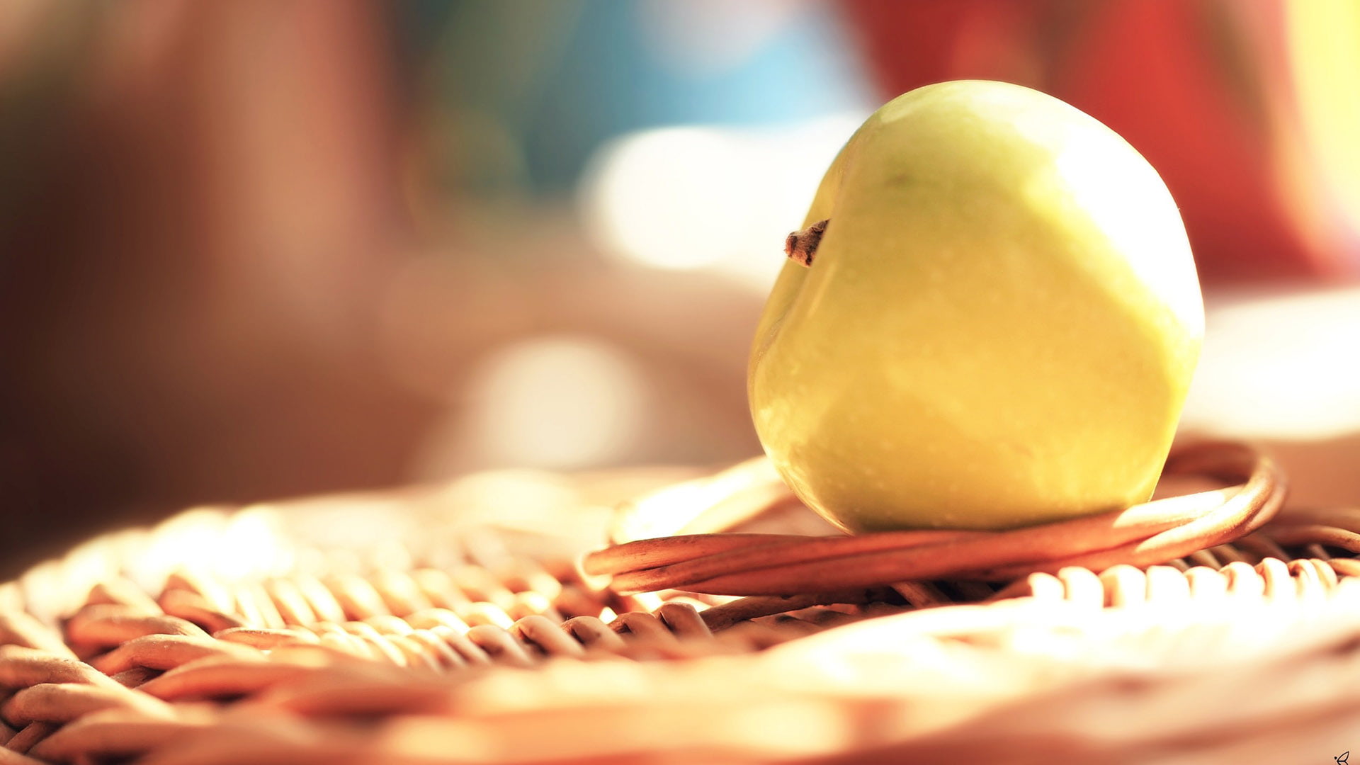 wellbeing, pear, no people, juicy, 1080P, focus on foreground, life, nutrition, orange, fruits, day, yellow, drink, healthy, eating, selective focus, indoors, HD Wallpaper