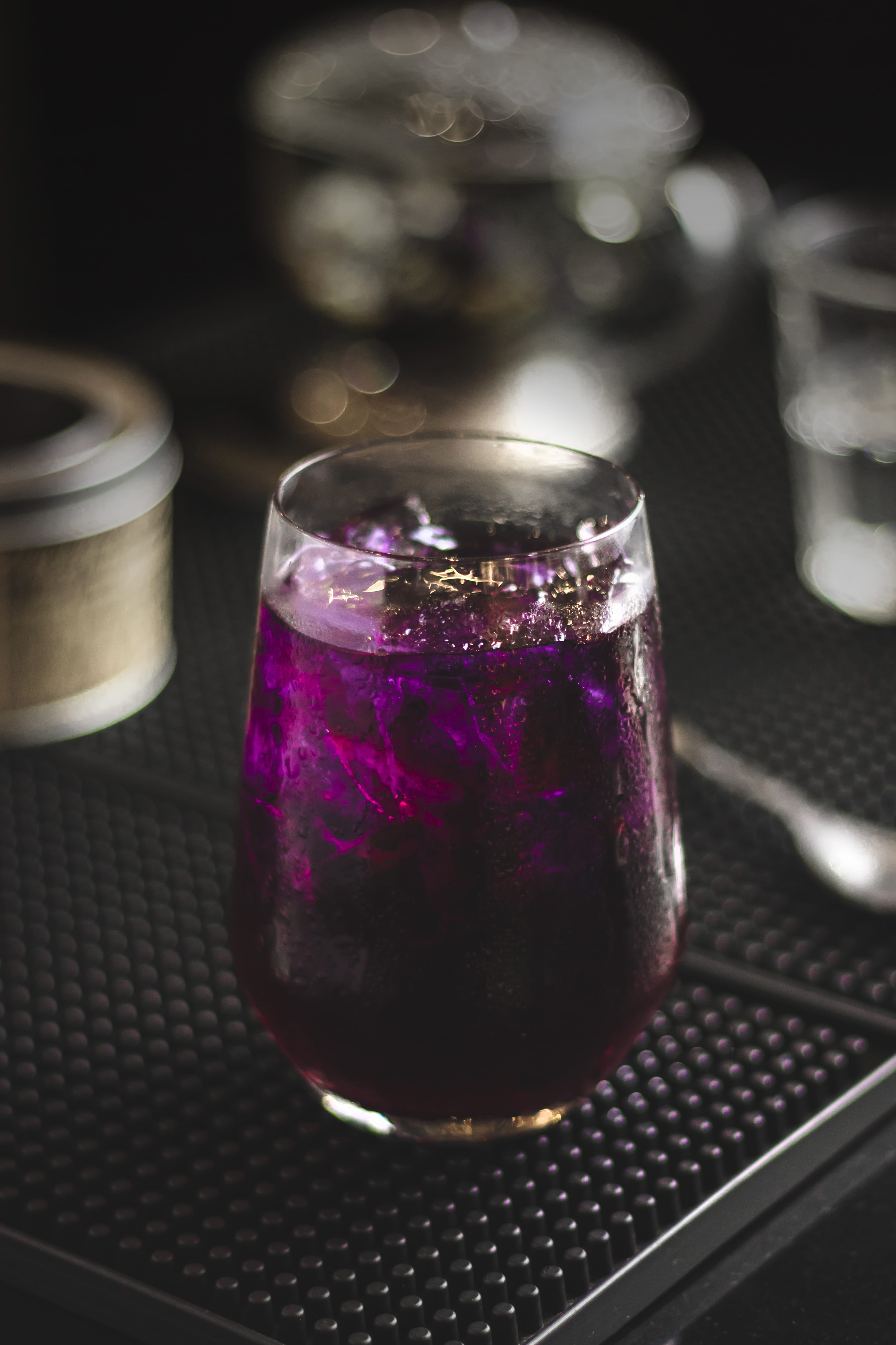 drinking, indoors, photography, focus on foreground, wellbeing, no people, purple, refreshment, tea, healthy, freshness, table, pink color, iced beverage, Phone HD Wallpaper