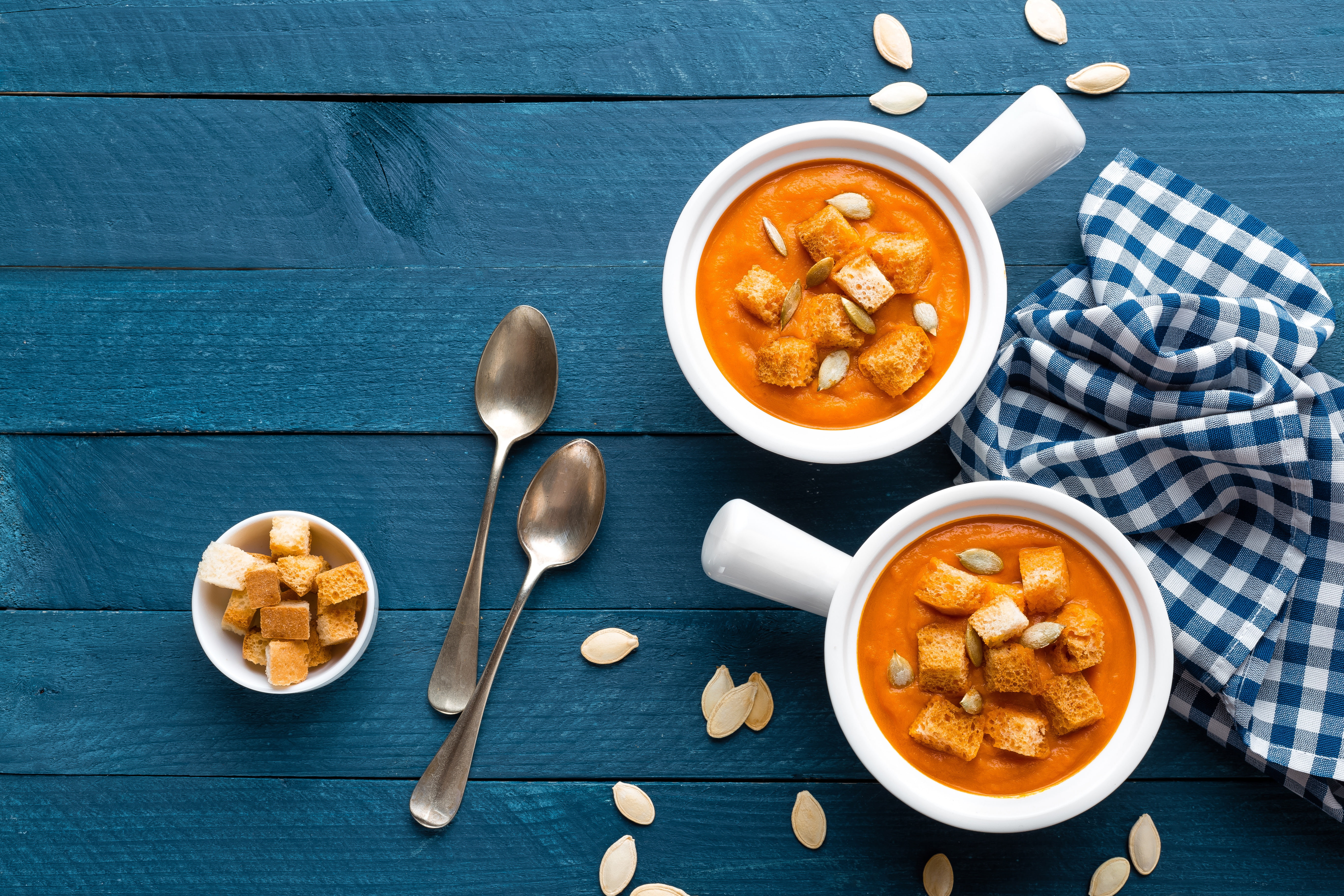 pumpkin, food, 5K, wood, croutons, pumpkin soup, bread, HD Wallpaper
