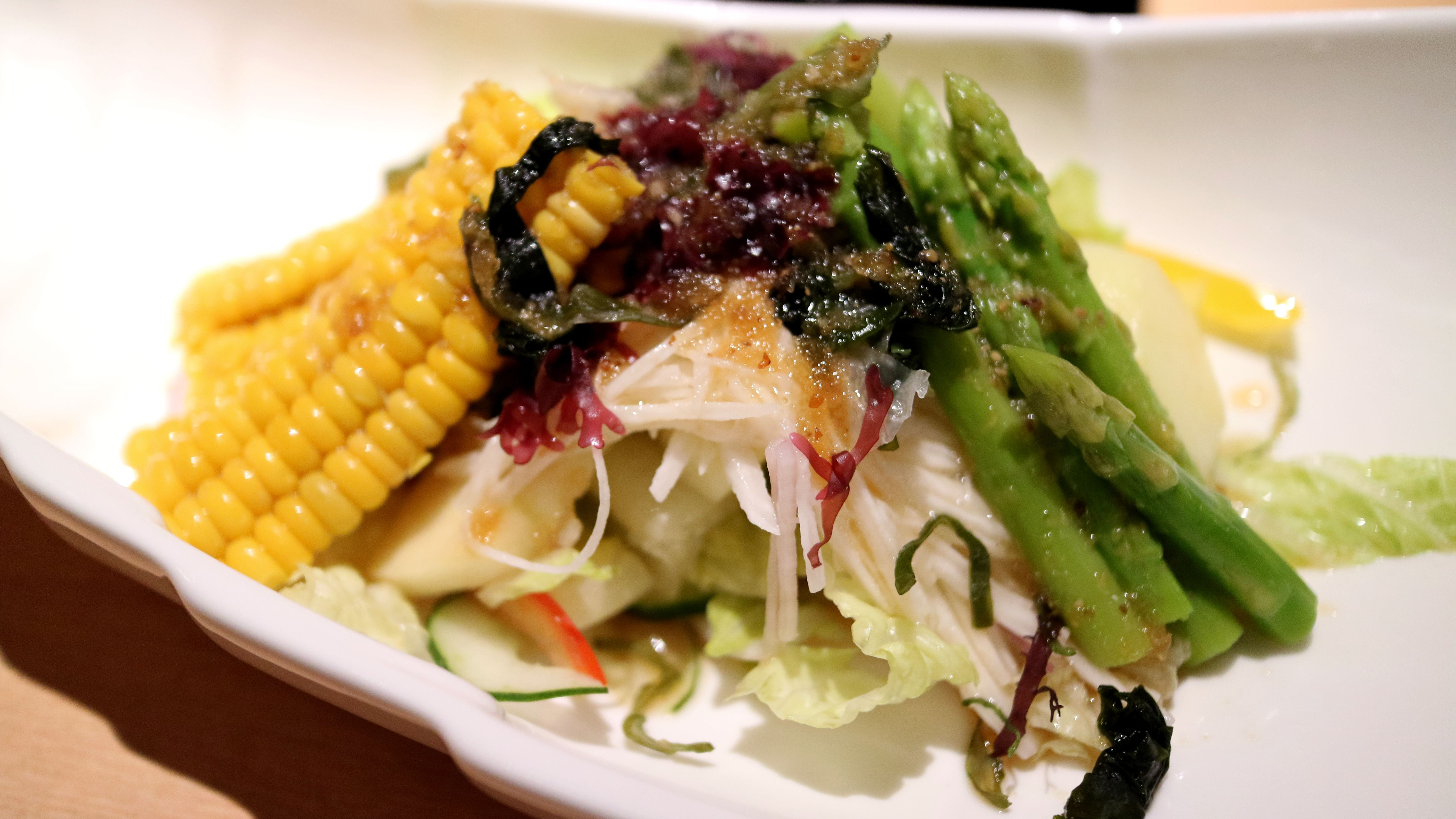 crockery, healthy eating, wellbeing, close-up, Caesar Salad, indoors, garnish, rice - food staple, plate, vegetarian food, salad, seafood, no people, Corn, HD Wallpaper