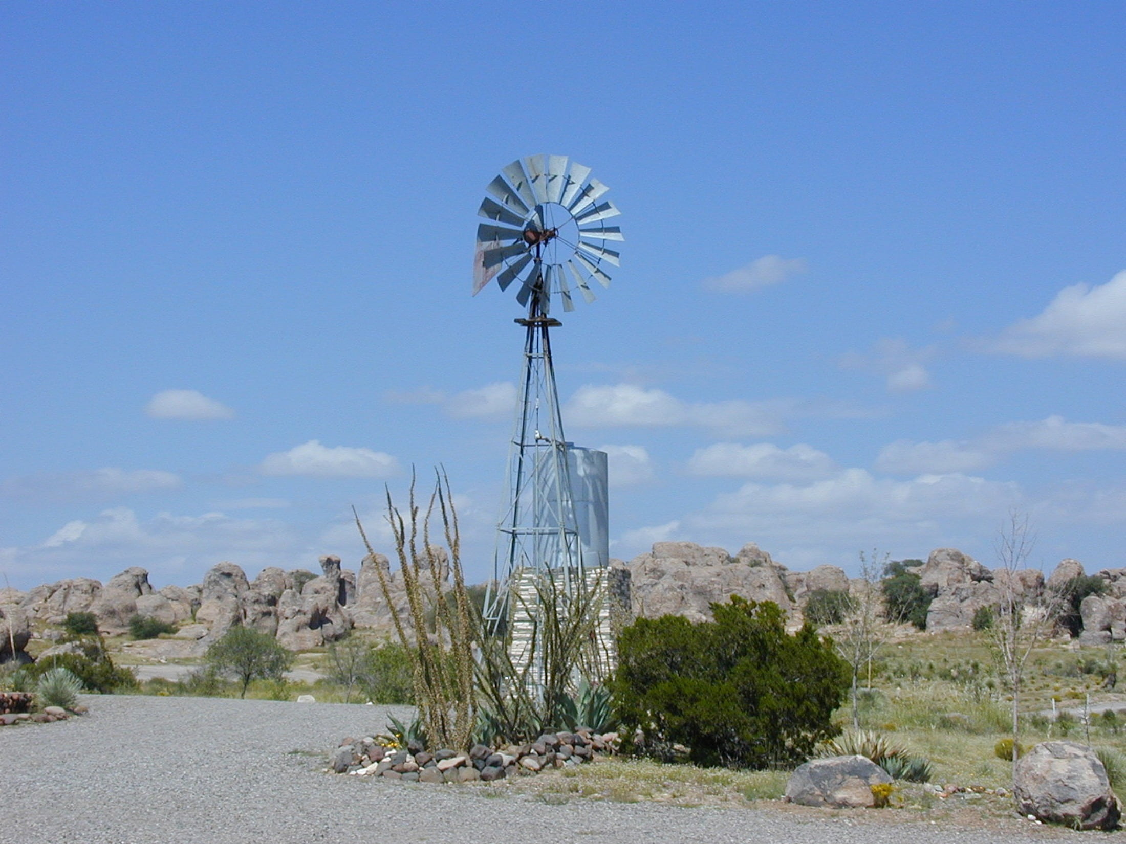 waterwheel, 1080P, no people, tree, fuel and power generation, solid, landscape, pinwheel, wind turbine, day, water pump, traditional windmill, environment, HD Wallpaper