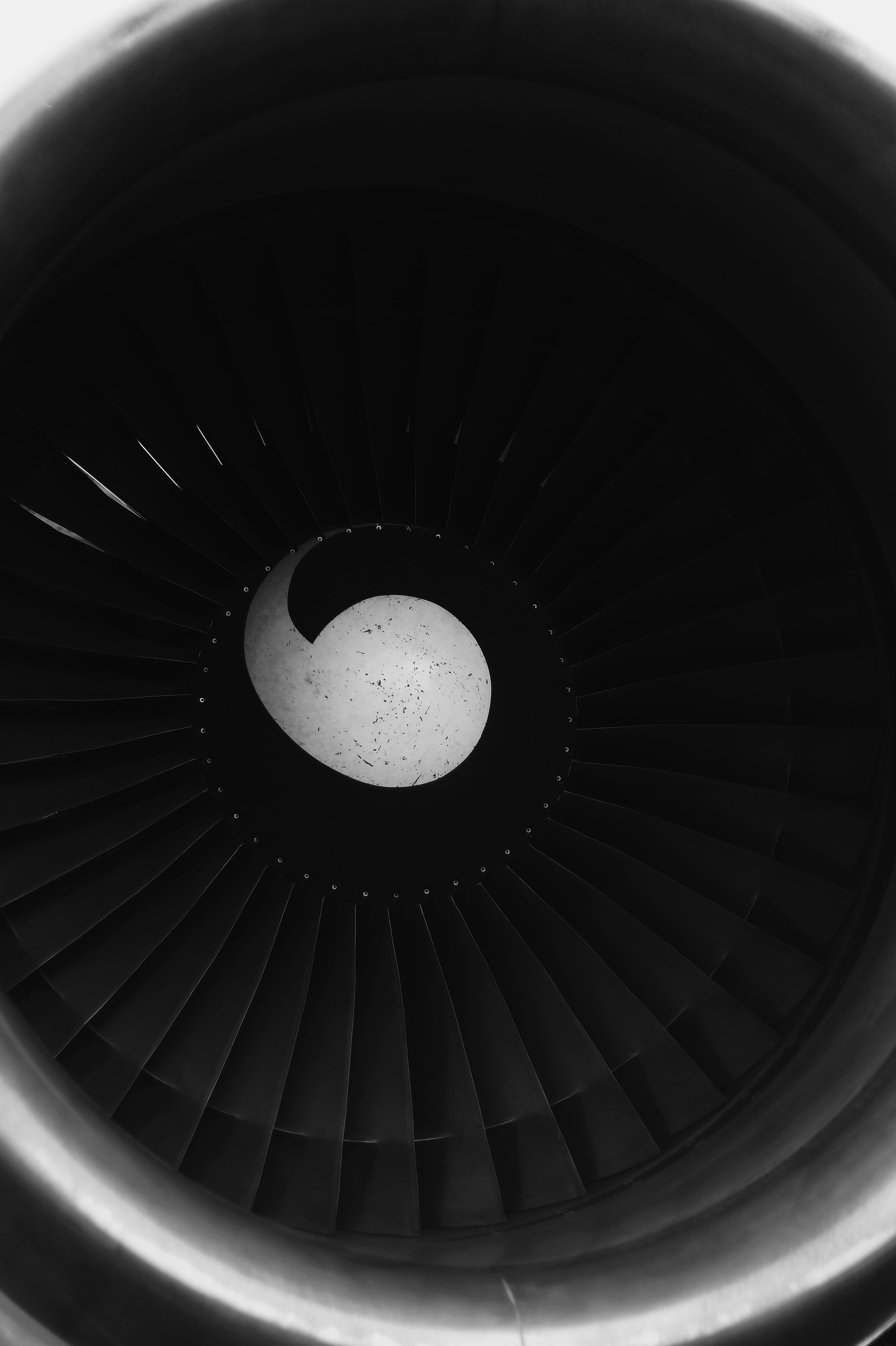 flying, machine part, no people, technology, holiday, geometric shape, blade, black and white, airbus, power, 5K, jet engine, air vehicle, aerospace industry, Phone HD Wallpaper