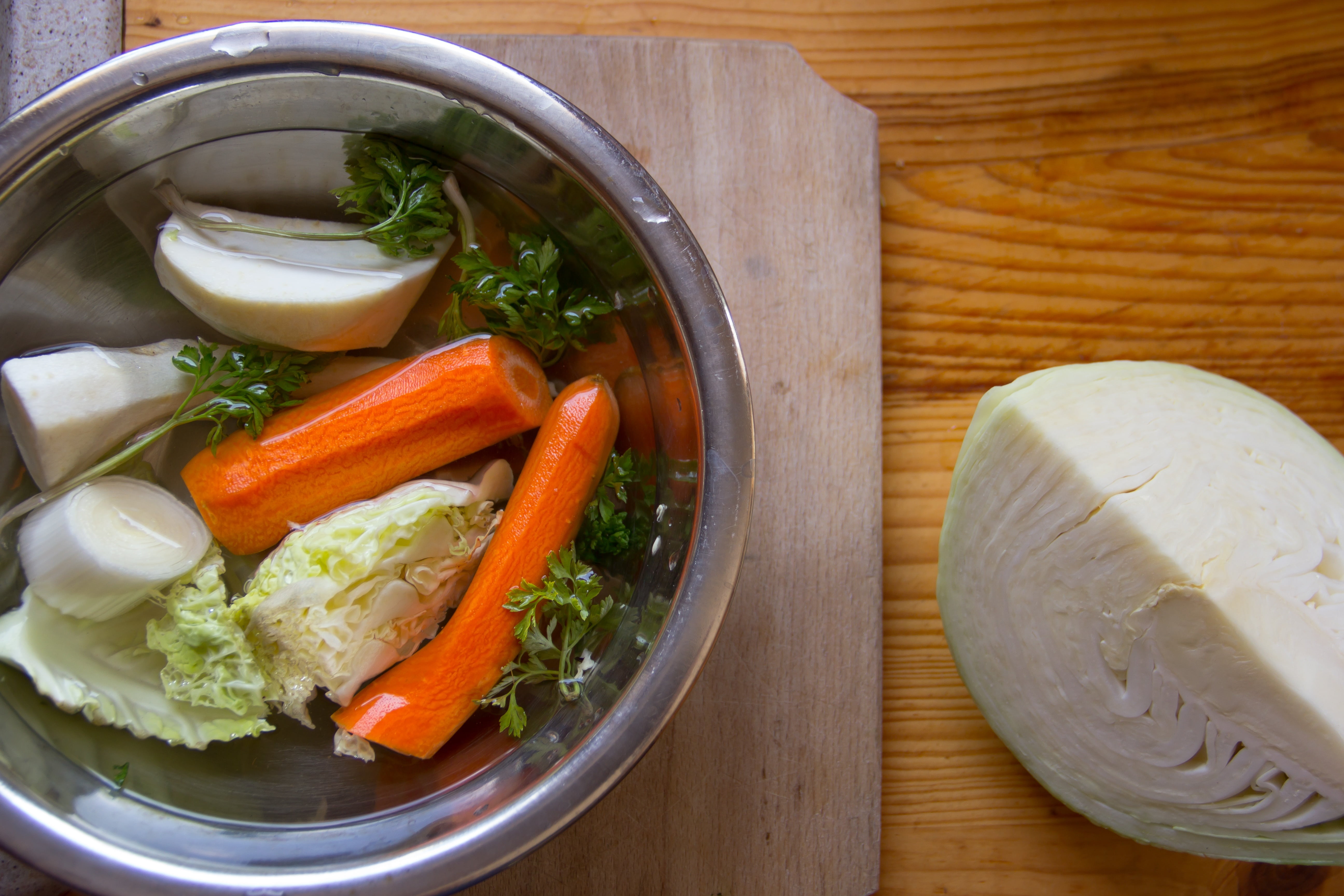 bowl, cabbage, hungry, gourmet, close-up, steel, wellbeing, healthy eating, bio, food and drink, cooking, food, soup, ingredient, wood - material, preparation, HD Wallpaper