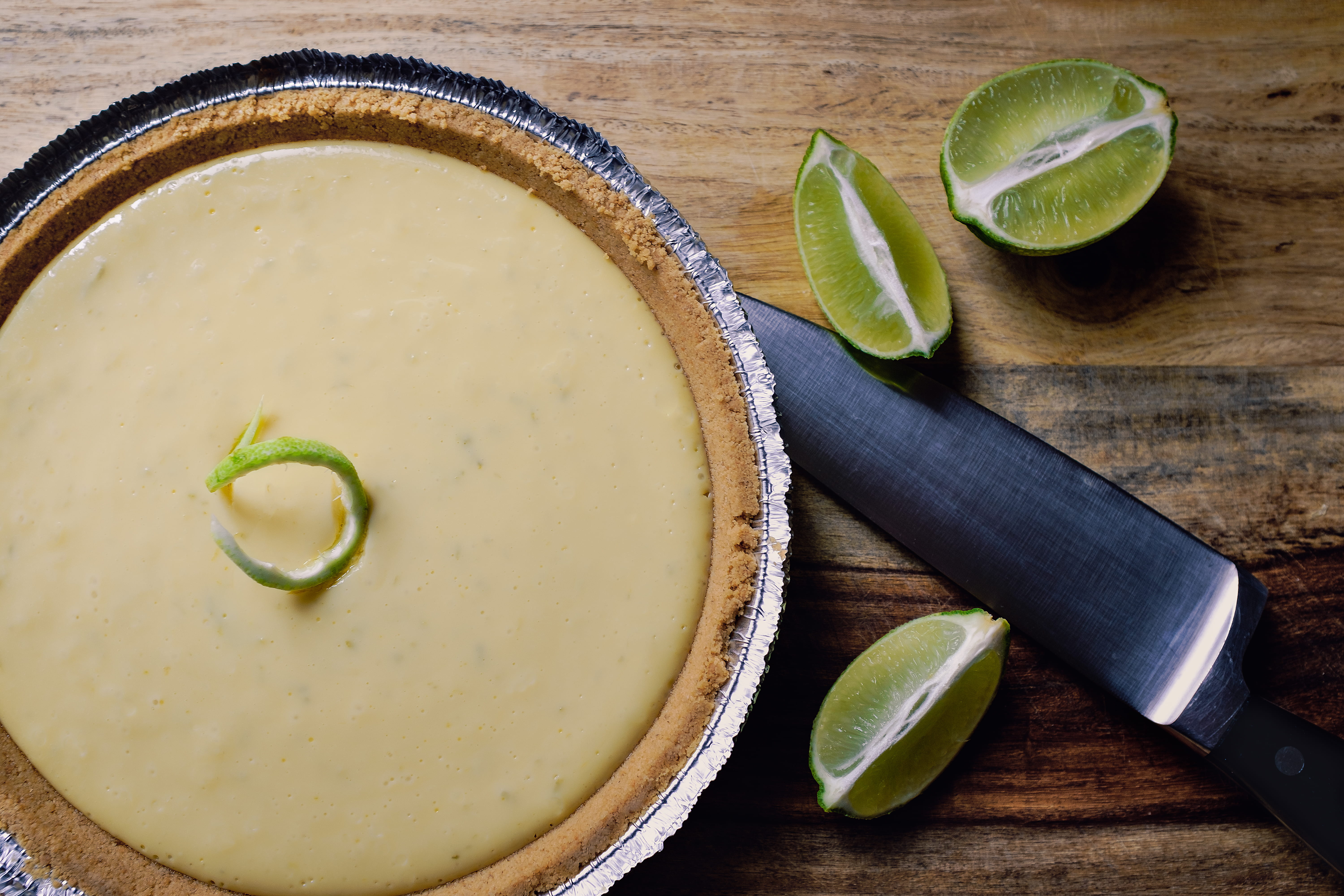 indoors, leaf, key lime pie, directly above, wellbeing, high angle view, dessert, limes, healthy eating, herb, food and drink, zest, jalapeno pepper, pie, HD Wallpaper