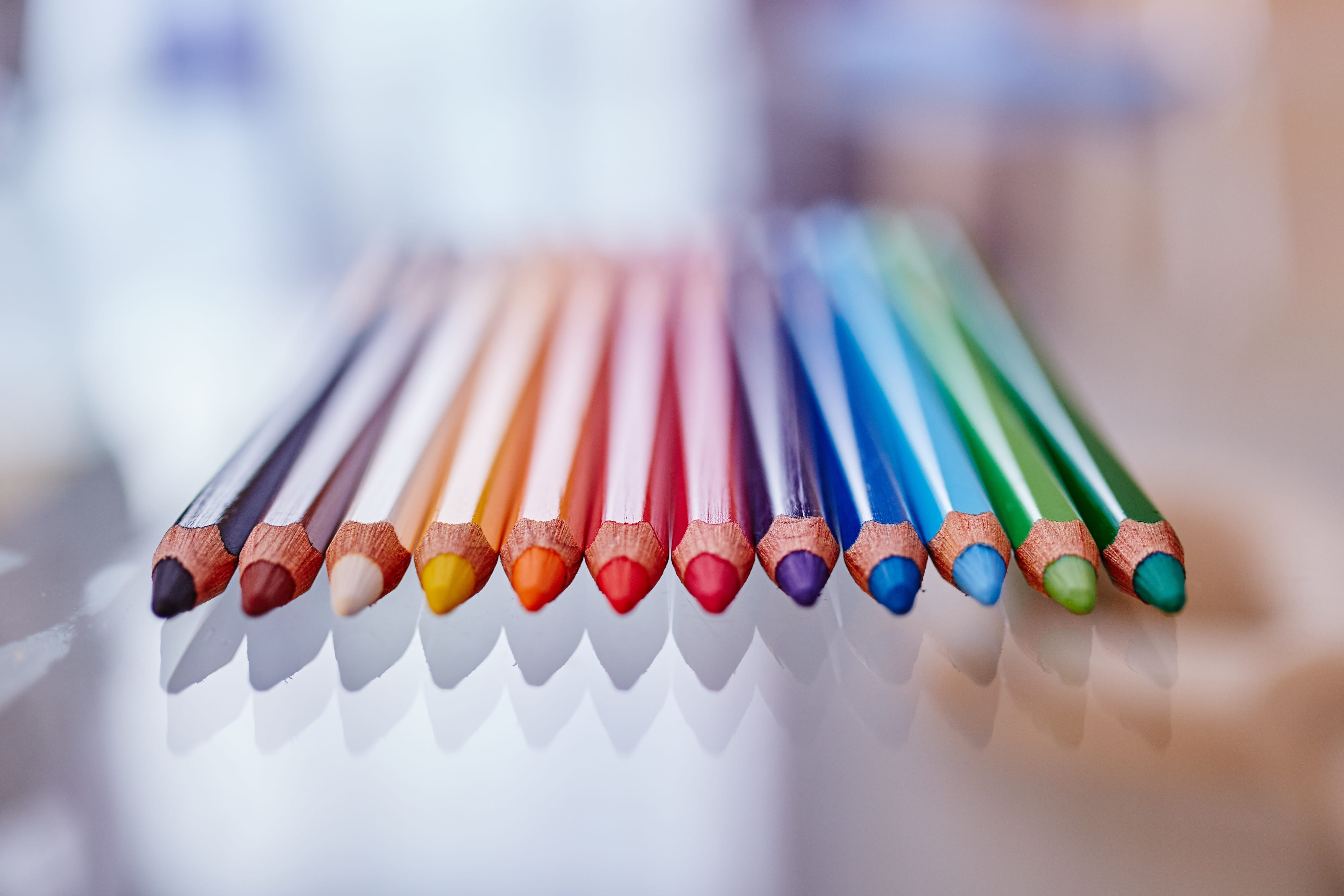 colors, arrangement, crayons, side by side, drawing, colours, choice, writing instrument, art and craft equipment, close-up, colored pencil, indoors, focus on foreground, HD Wallpaper