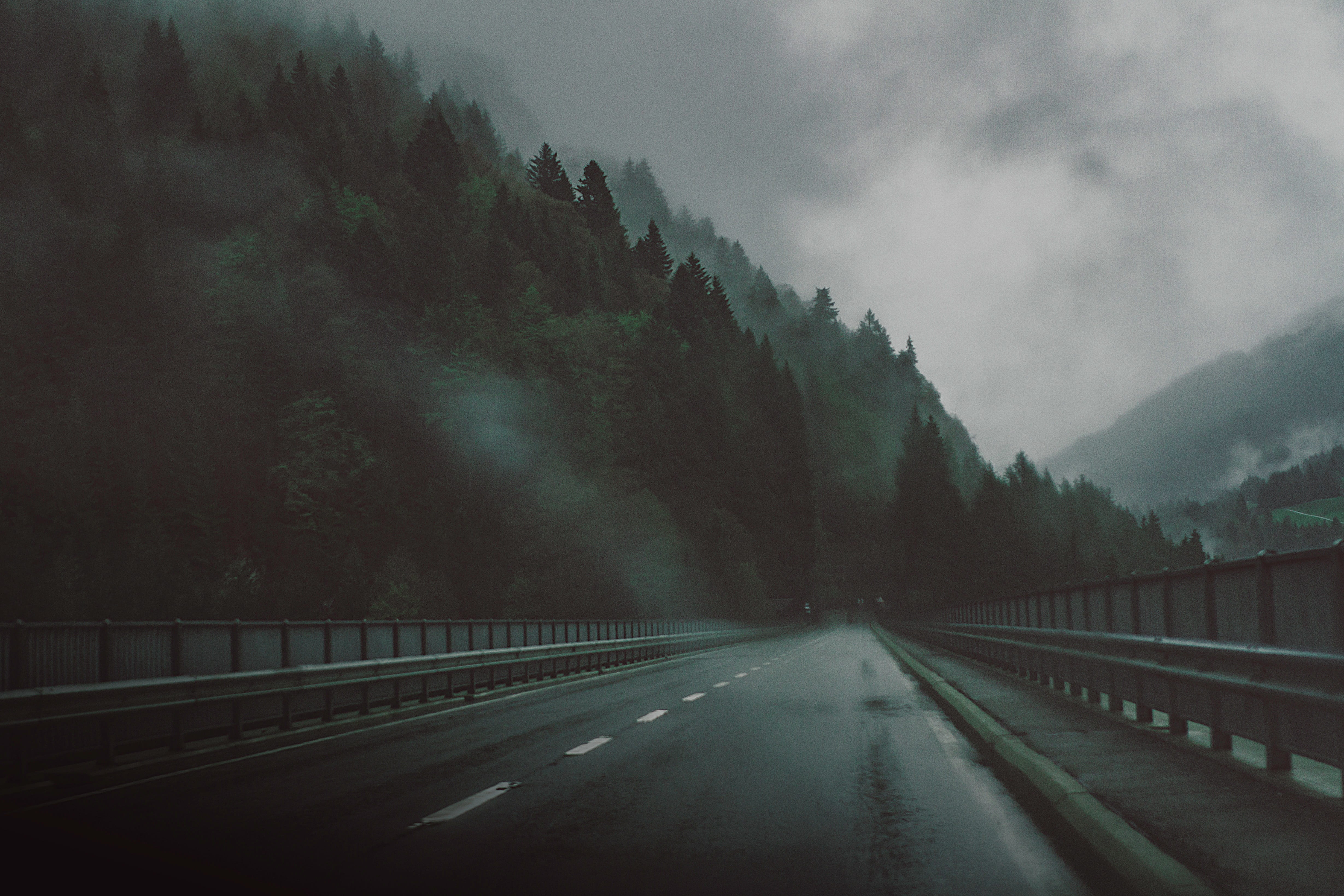 beauty in nature, no people, motor vehicle, sign, the way forward, direction, 4K, road, cloud - sky, transportation, mode of transportation, photo, tree, HD Wallpaper