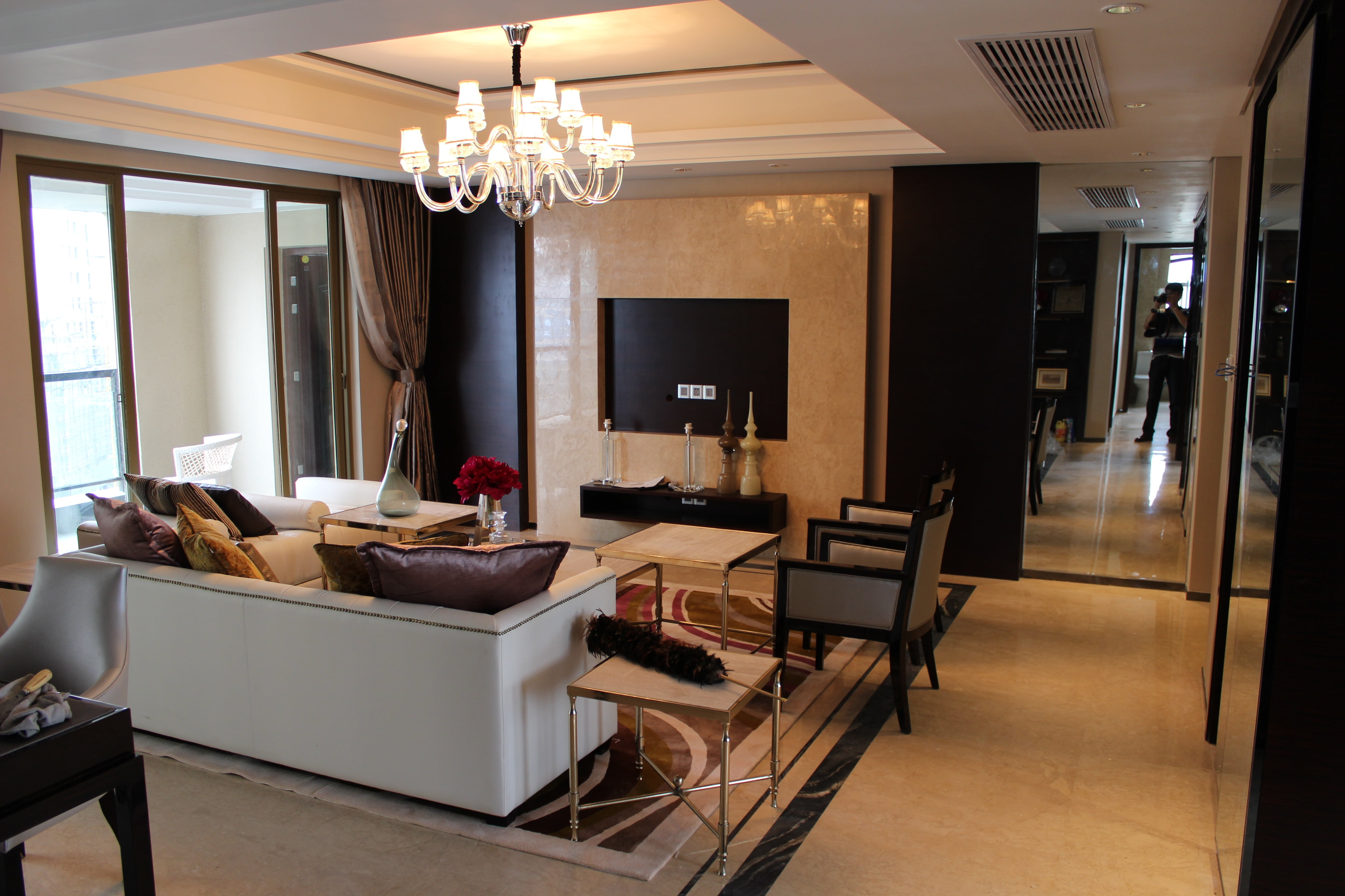 living room, no people, home, home interior, indoors, architecture, absence, electric lamp, domestic room, chandelier, home showcase interior, furniture, HD Wallpaper