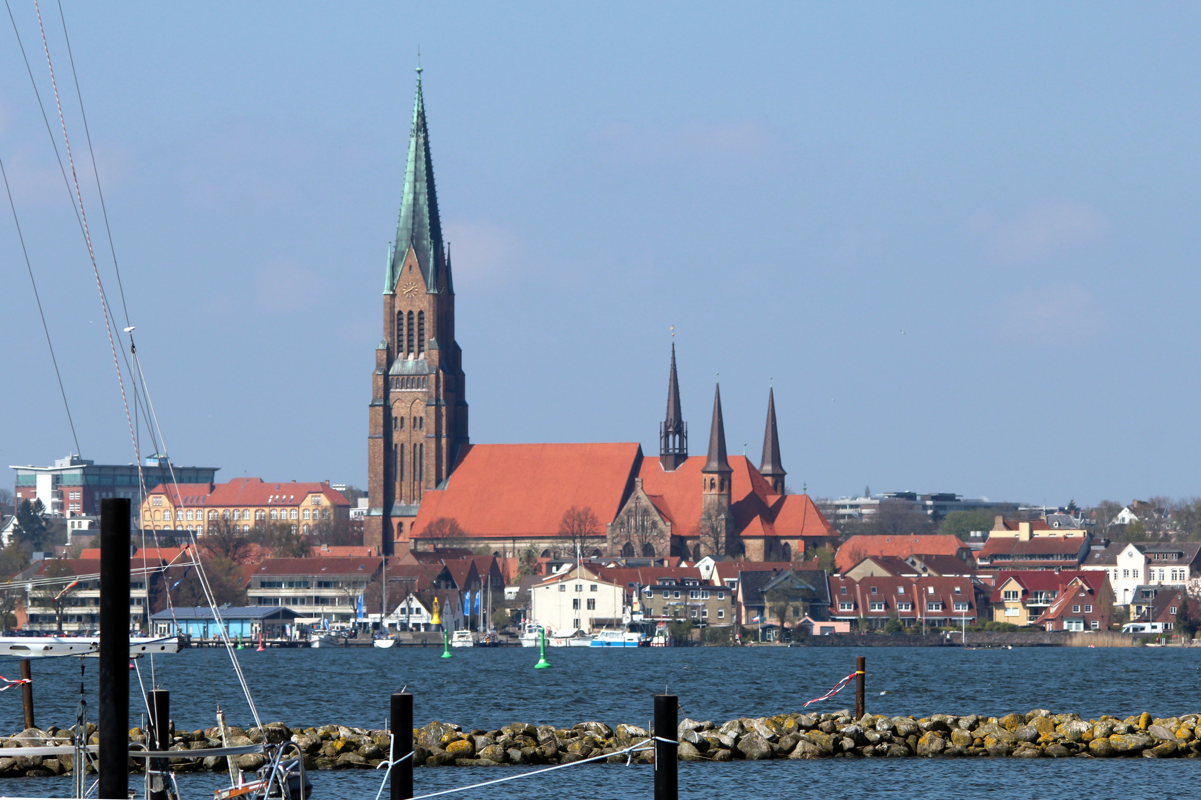 religion, no people, architecture, place of worship, belief, mode of transportation, church, dom, outdoors, spire, sailboat, clear sky, city, canal, travel destinations, HD Wallpaper