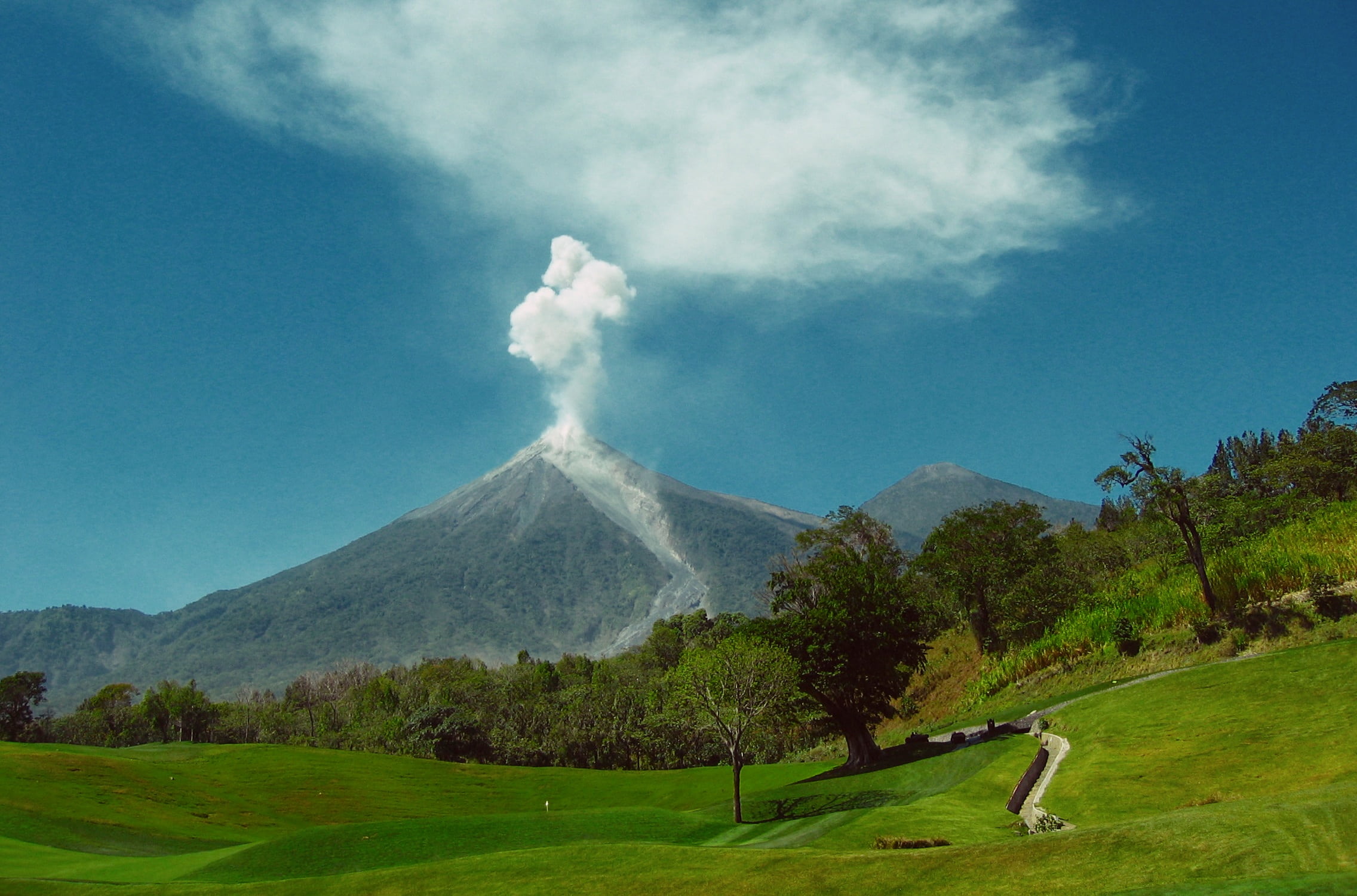 surrounded, 1080P, geology, sky, hole, volcanic eruption, non-urban scene, landscape, trees, erupting, tree, volcano, plant, land, mountain peak, fairway, HD Wallpaper